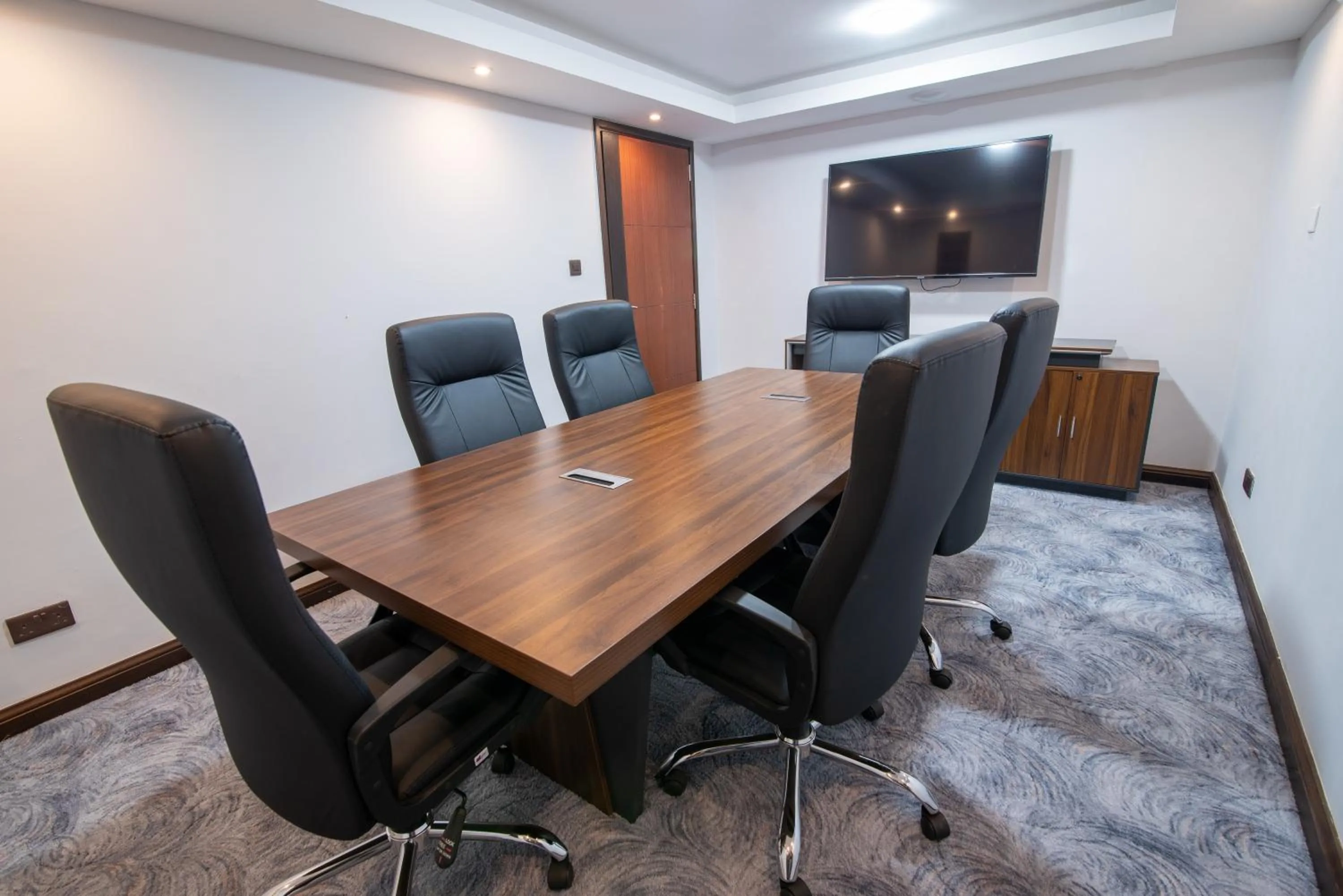 Business facilities in Heri Heights Hotel Apartments, SureStay Collection by Best Western