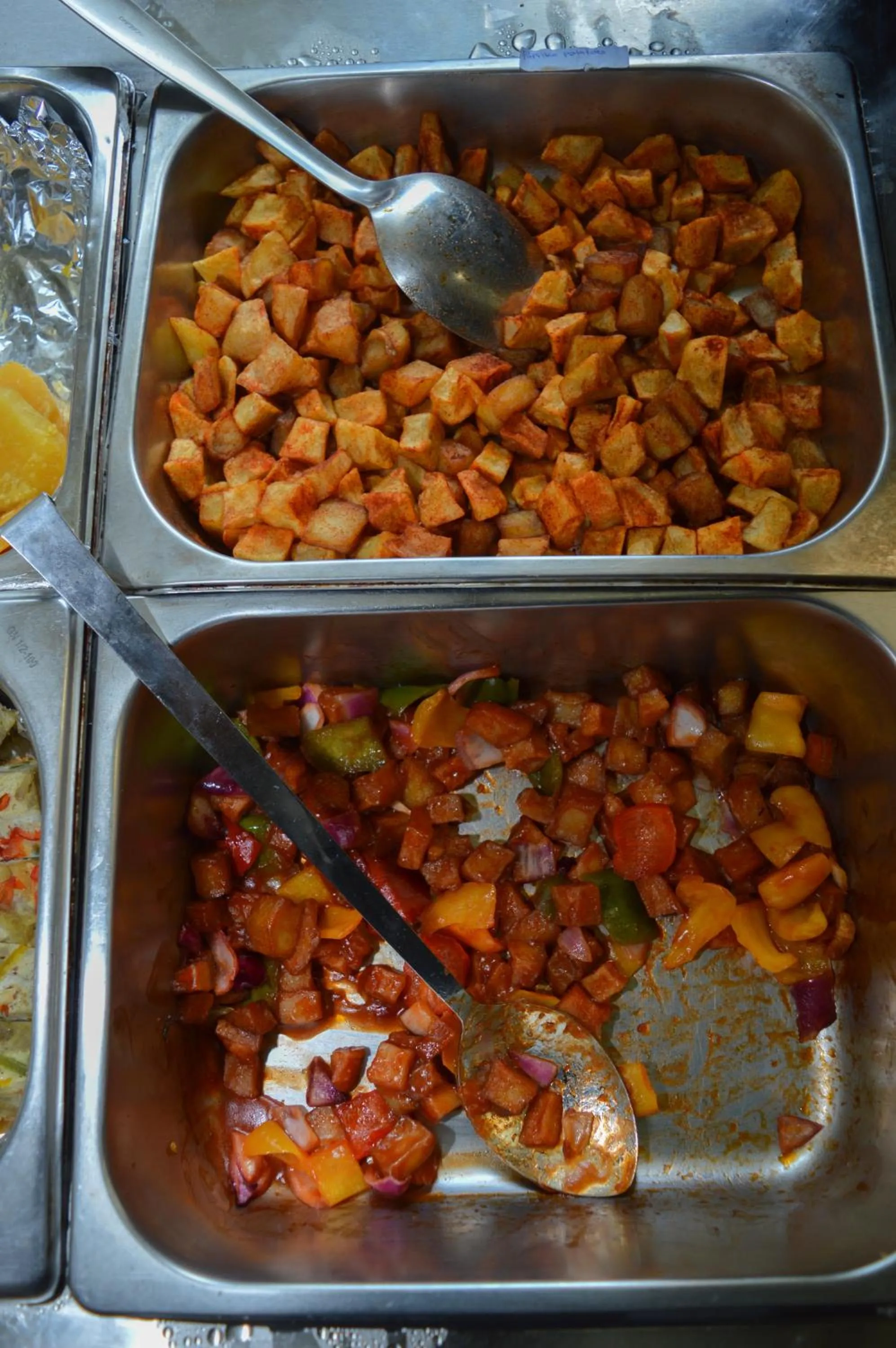 Restaurant/places to eat in Heri Heights Hotel Apartments, SureStay Collection by Best Western