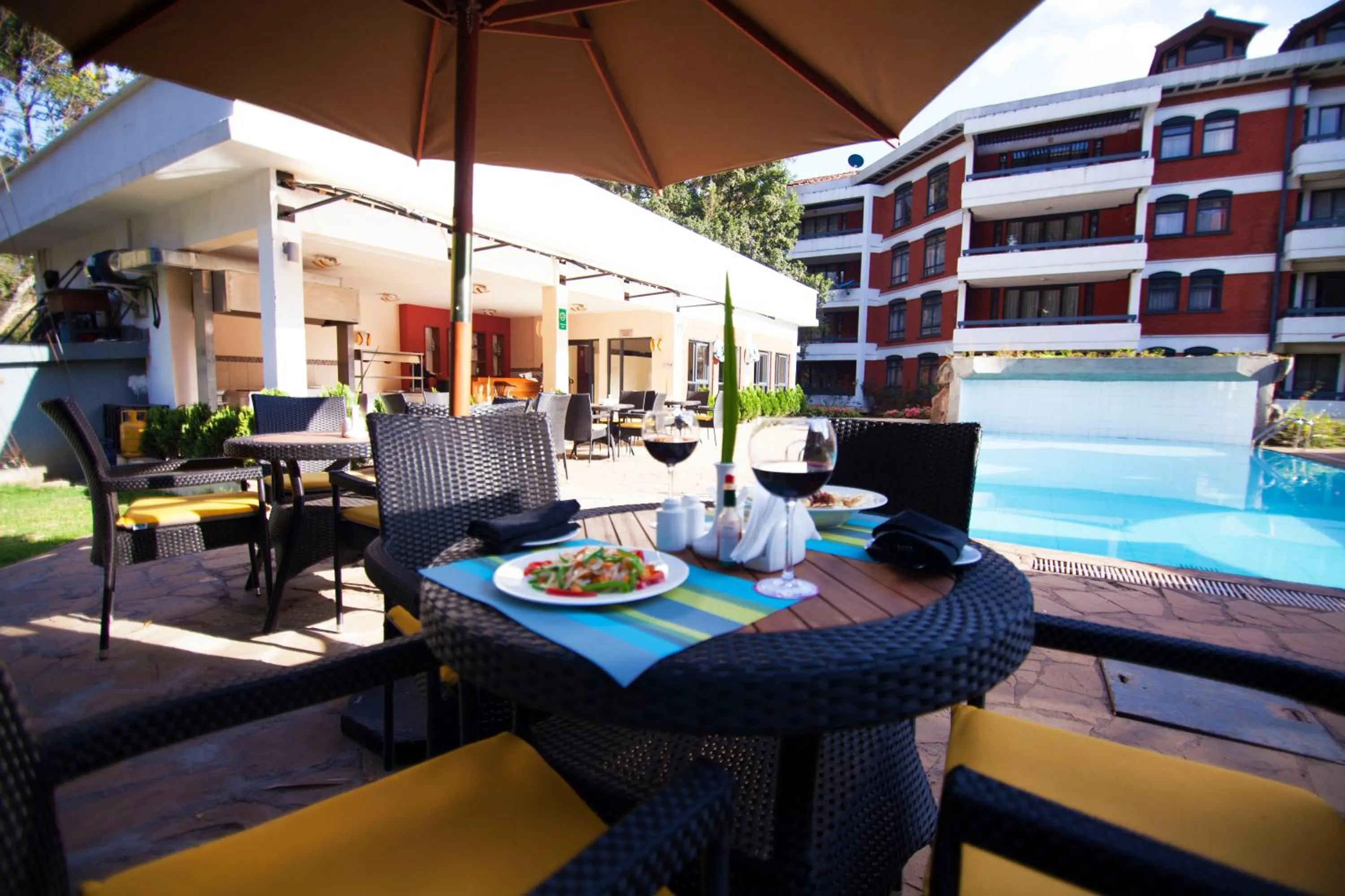 Restaurant/places to eat in Heri Heights Hotel Apartments, SureStay Collection by Best Western
