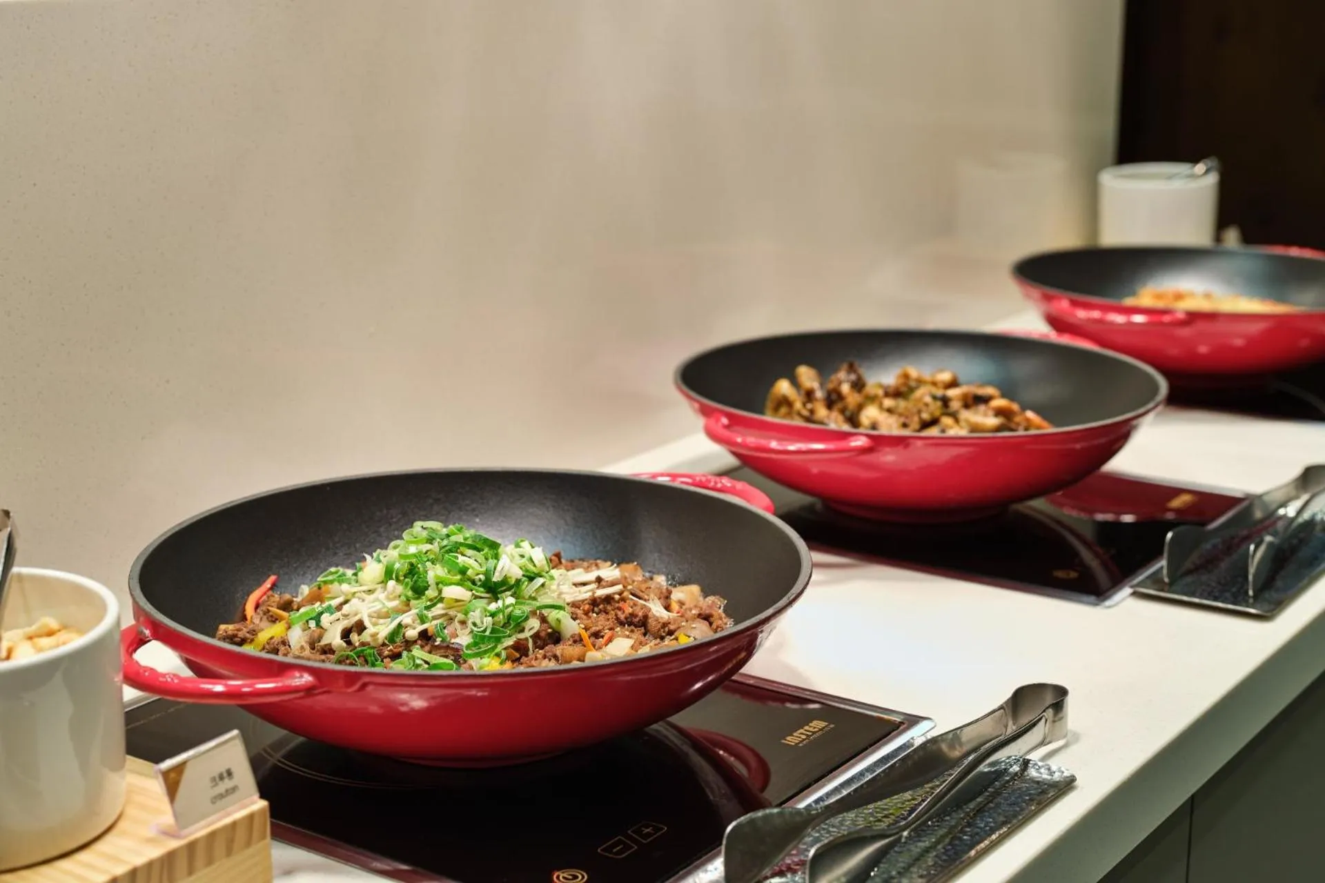 Restaurant/places to eat in Hotel Atrium Jongno