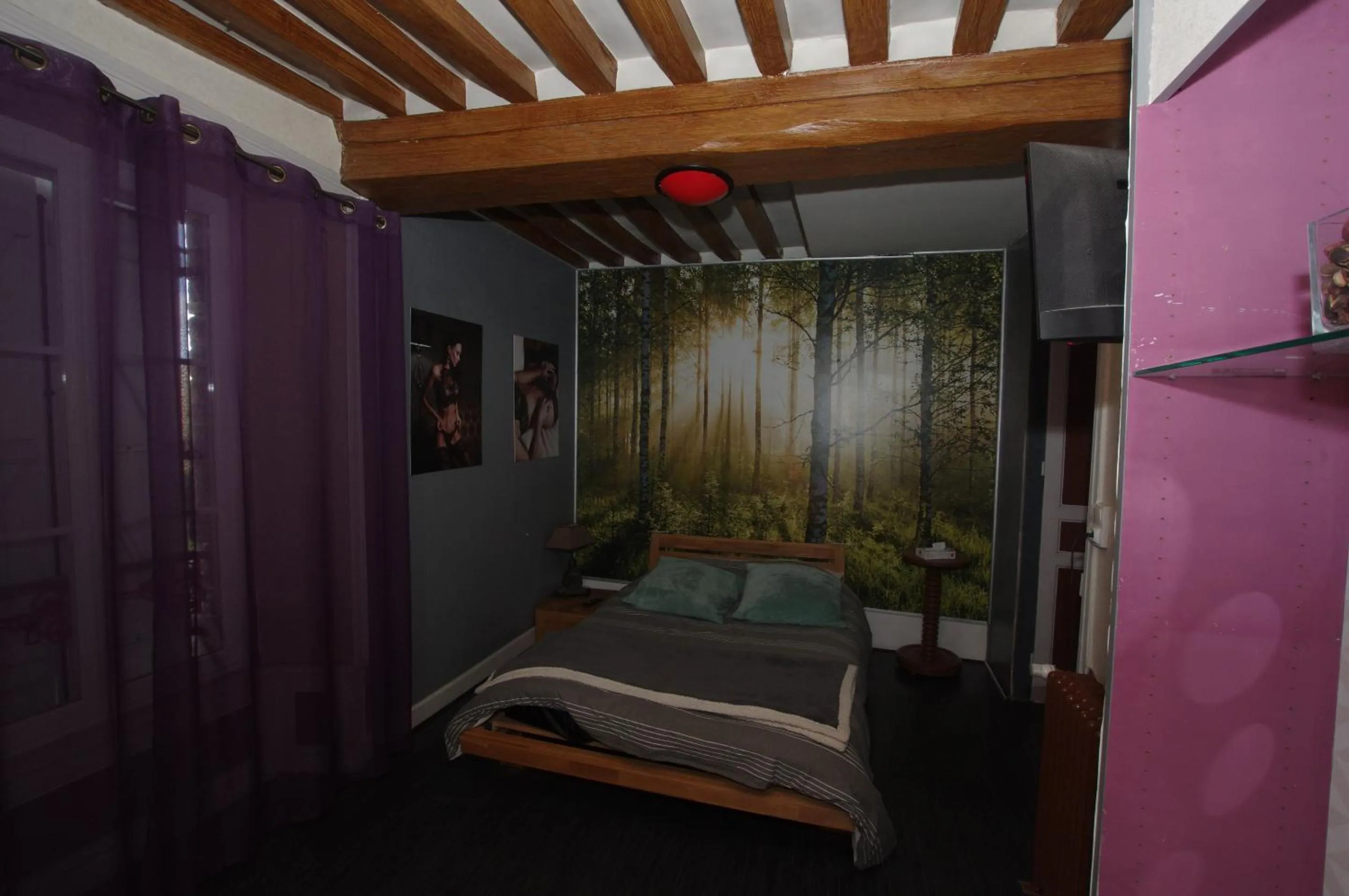 Bedroom, Bed in Domaine de la belle Normandie