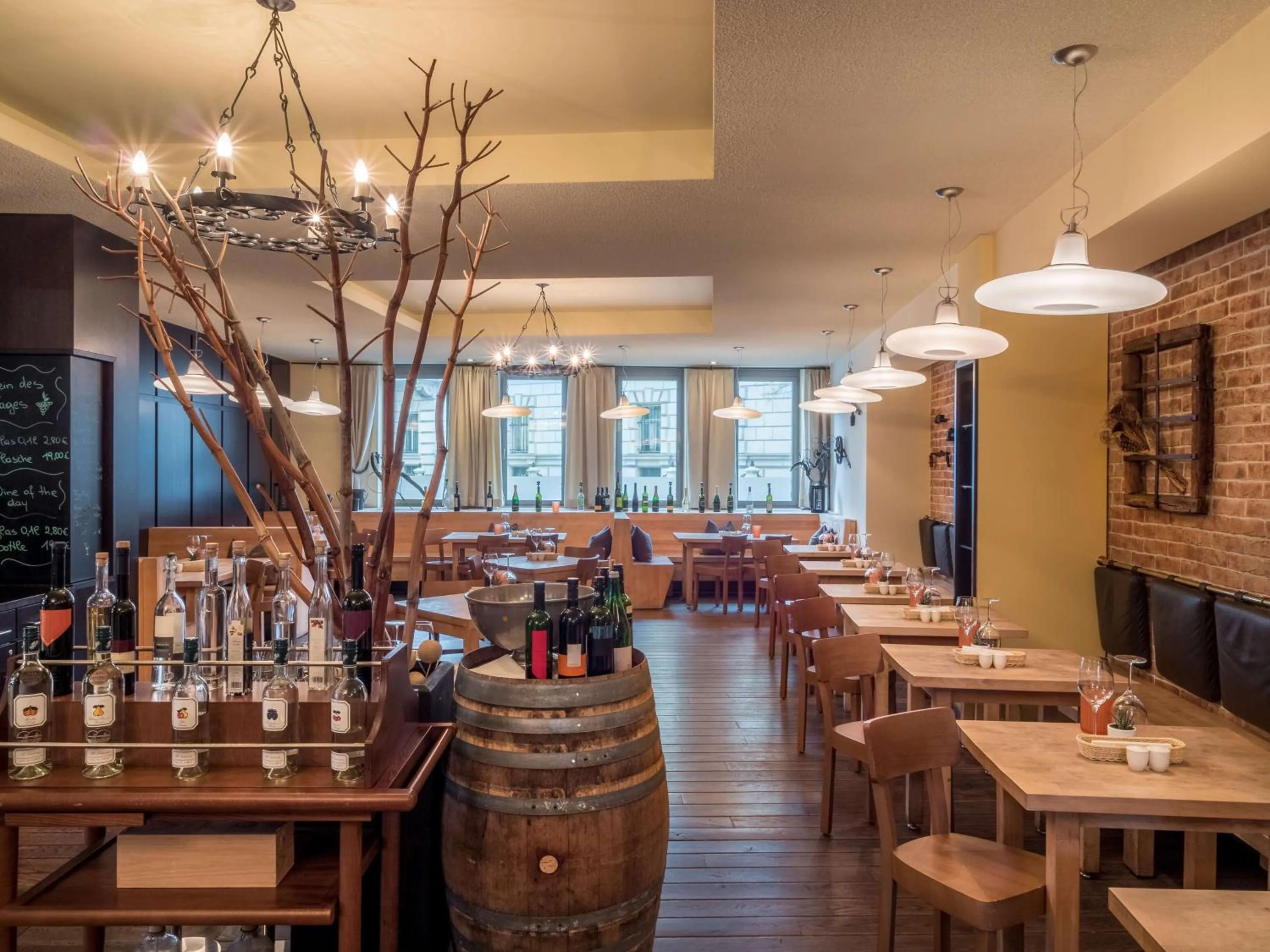 Restaurant/places to eat in Lindner Hotel Vienna Am Belvedere, part of JdV by Hyatt