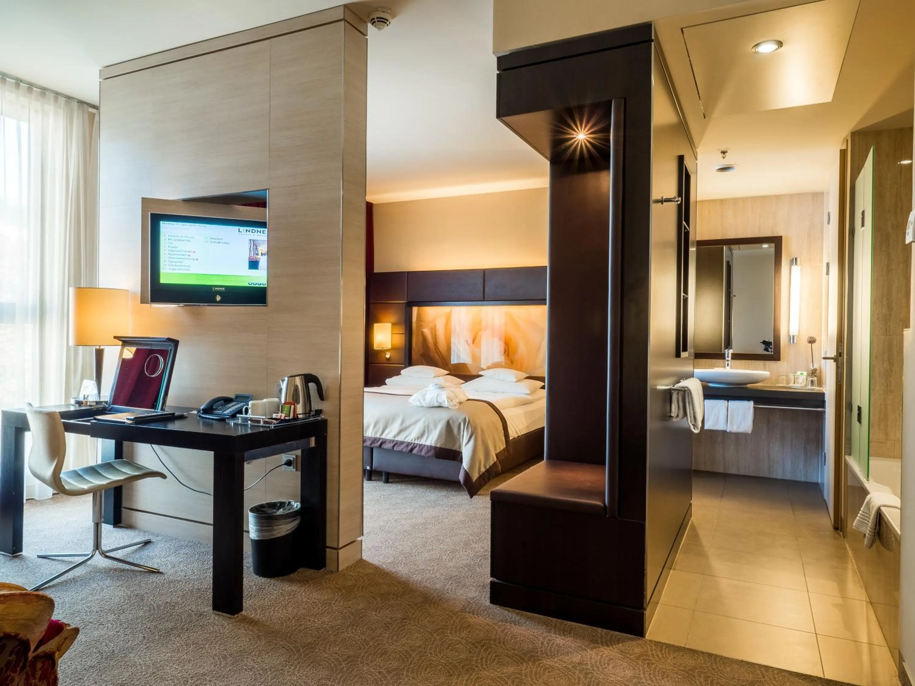 Bed in Lindner Hotel Vienna Am Belvedere, part of JdV by Hyatt