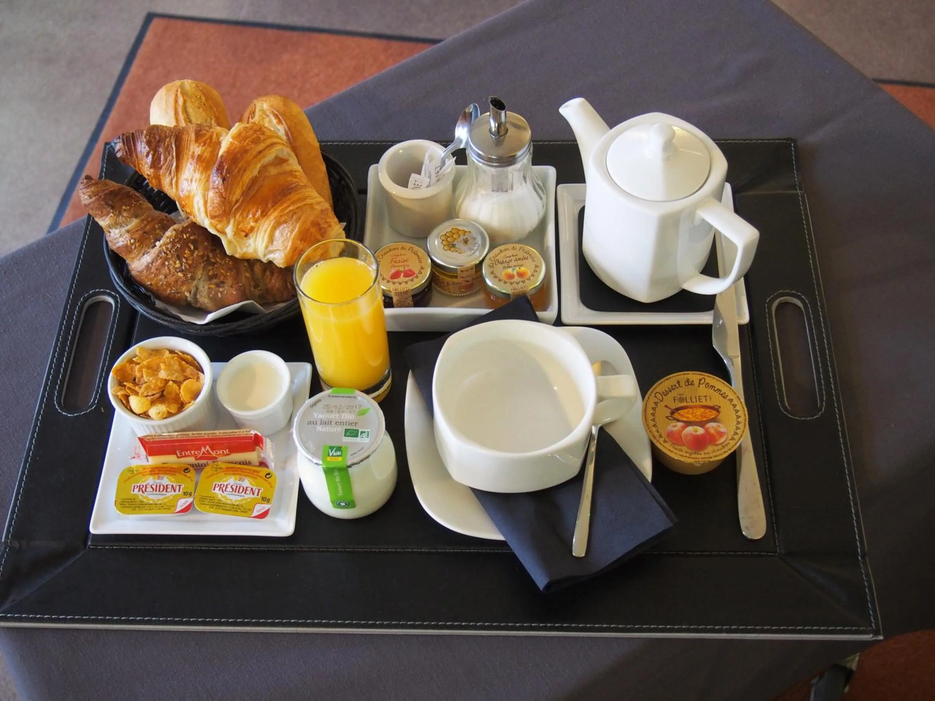 Breakfast in Hotel Du Croisé