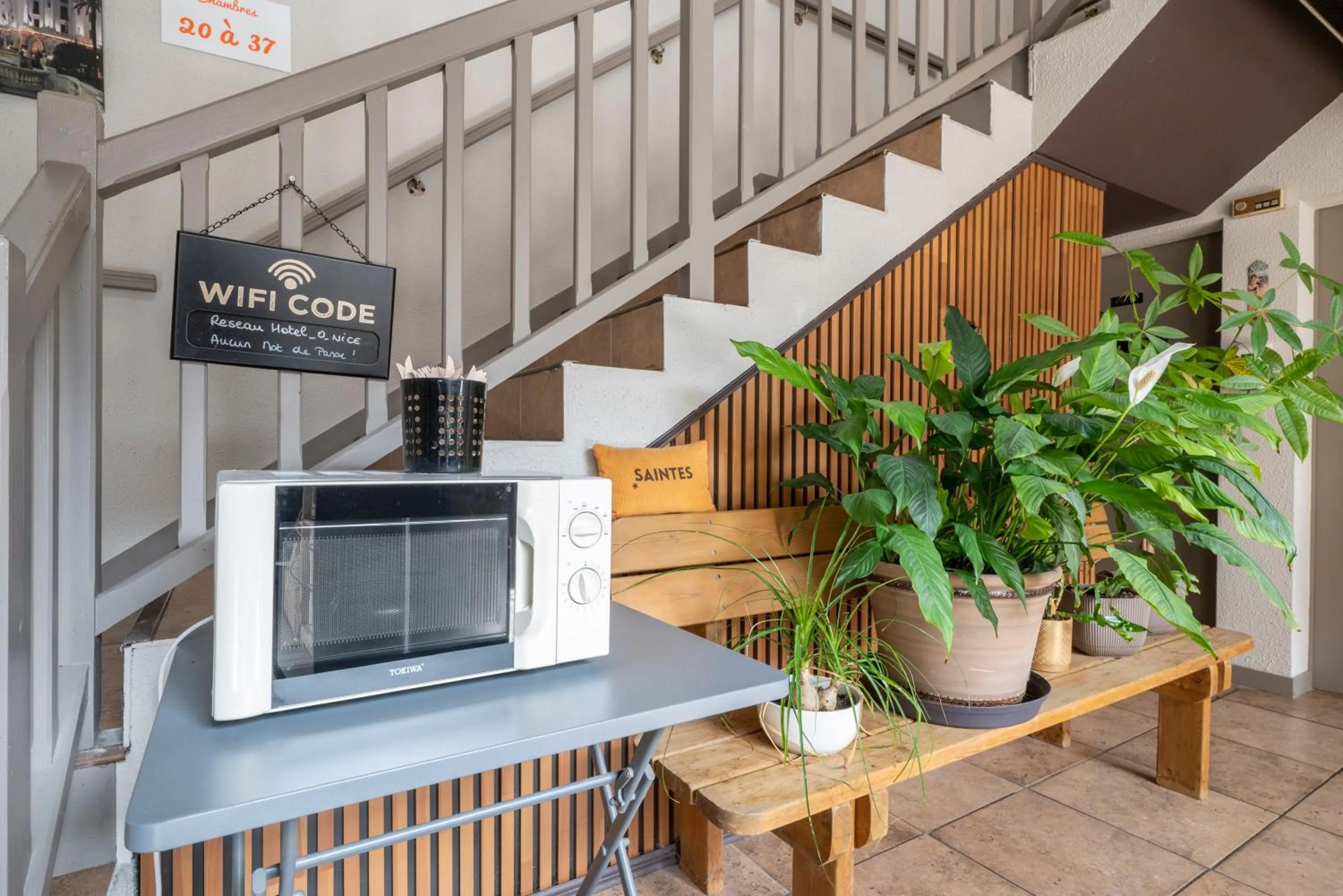 Property building in Contact Hôtel O'Nice Saintes