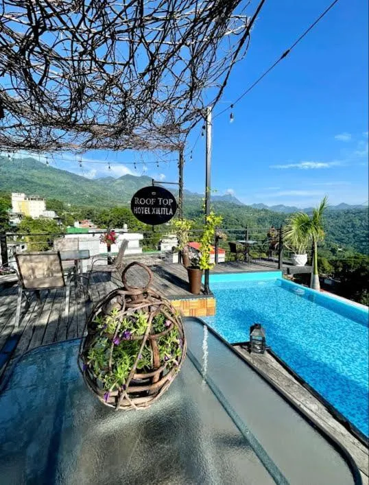 Property building in ROOF TOP Hotel XILITLA