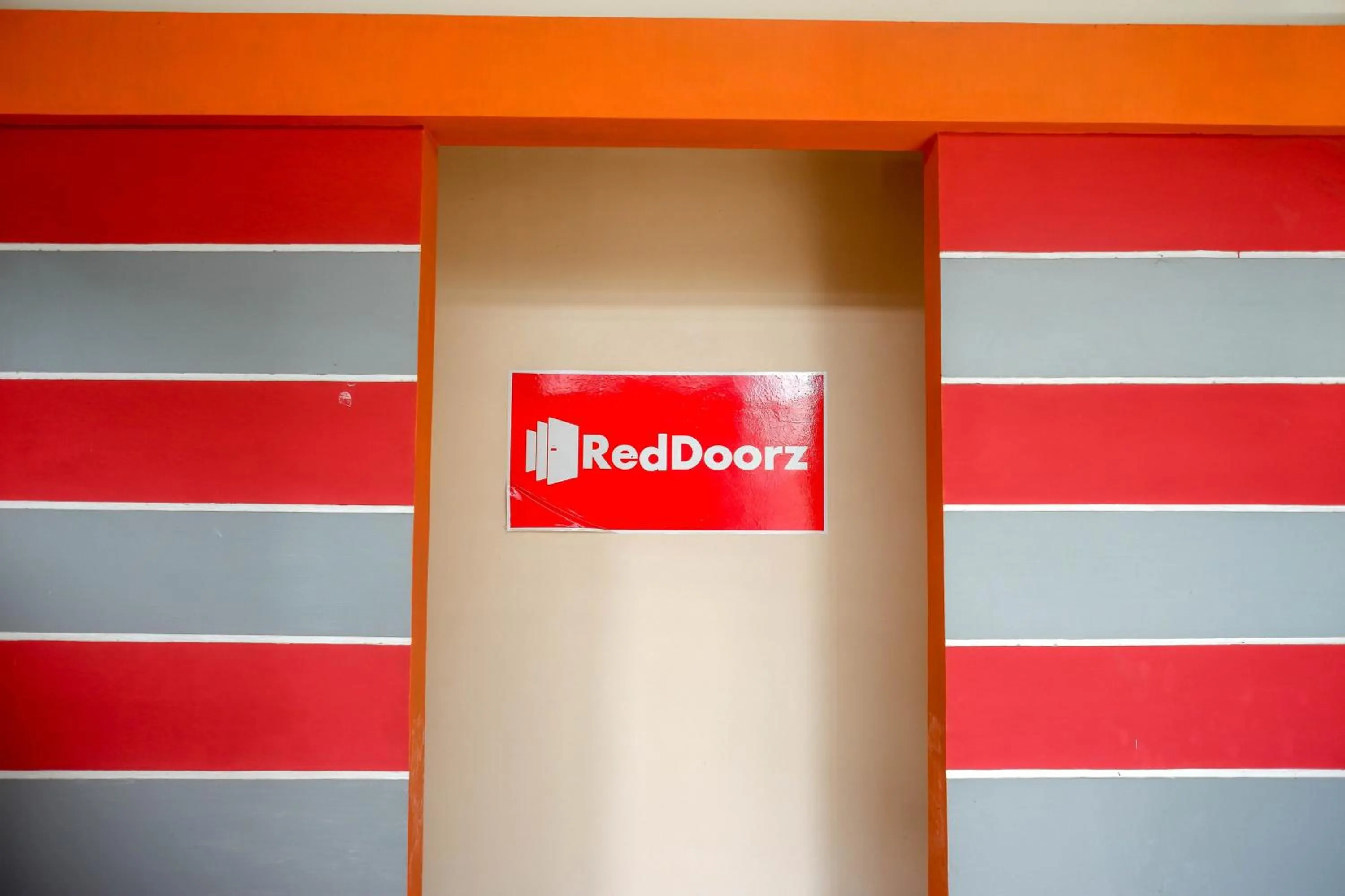 Property logo or sign in RedDoorz near Majapahit Semarang 2
