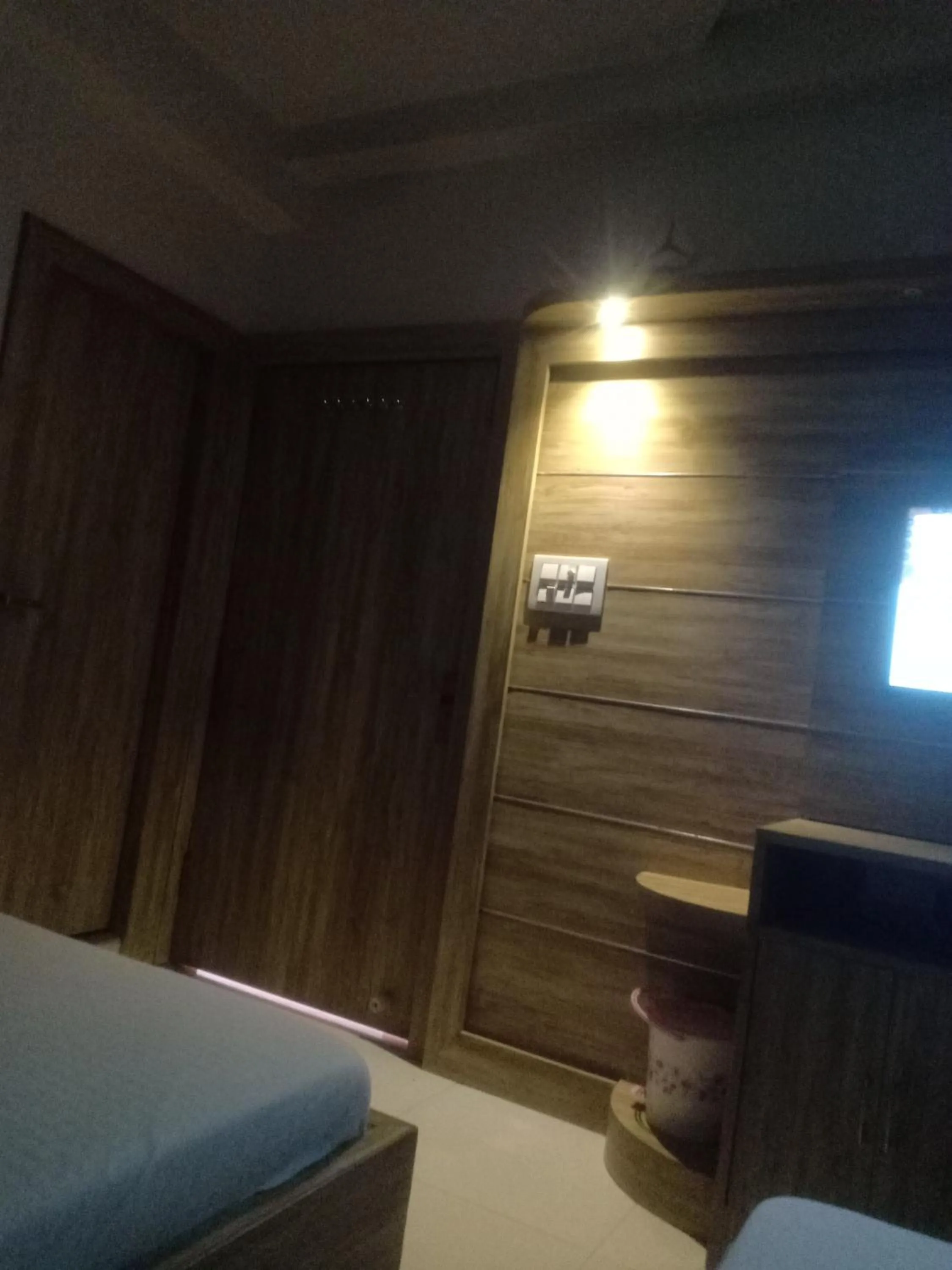 TV and multimedia, Bed in HN Palace Homestay