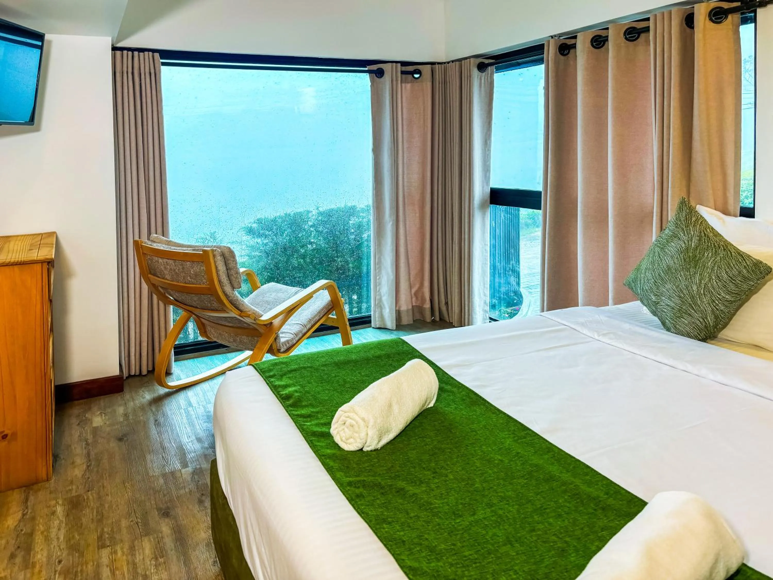 Bed in The Blackberry Cottage