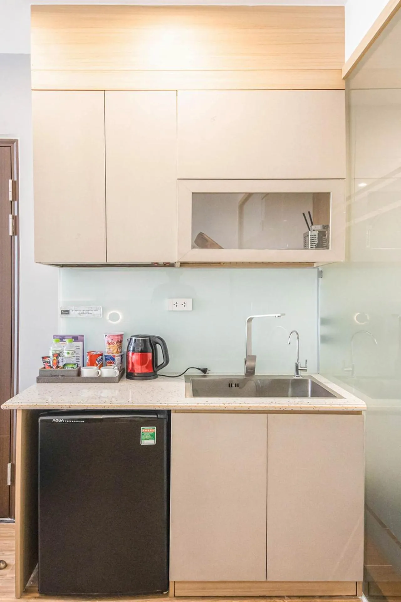 Kitchen or kitchenette in IRIS Hotel Hải Phòng