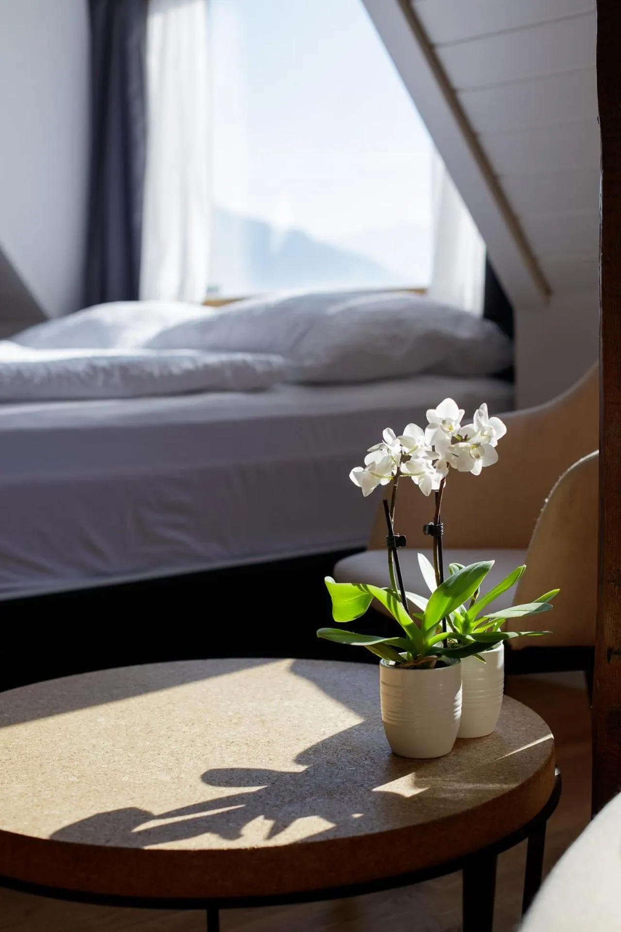 Bed in BERG & BERG APARTMENTS - Spiez Self-Check-in
