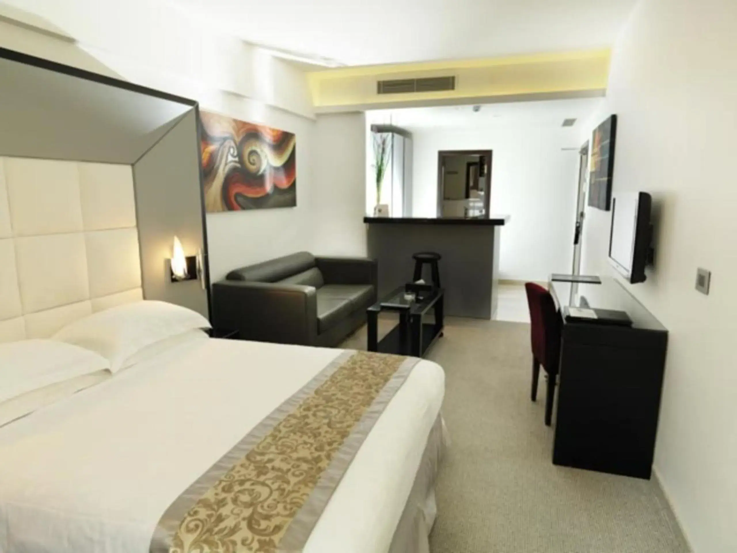 Junior Suite in WH Hotel Junior Suite in WH Hotel