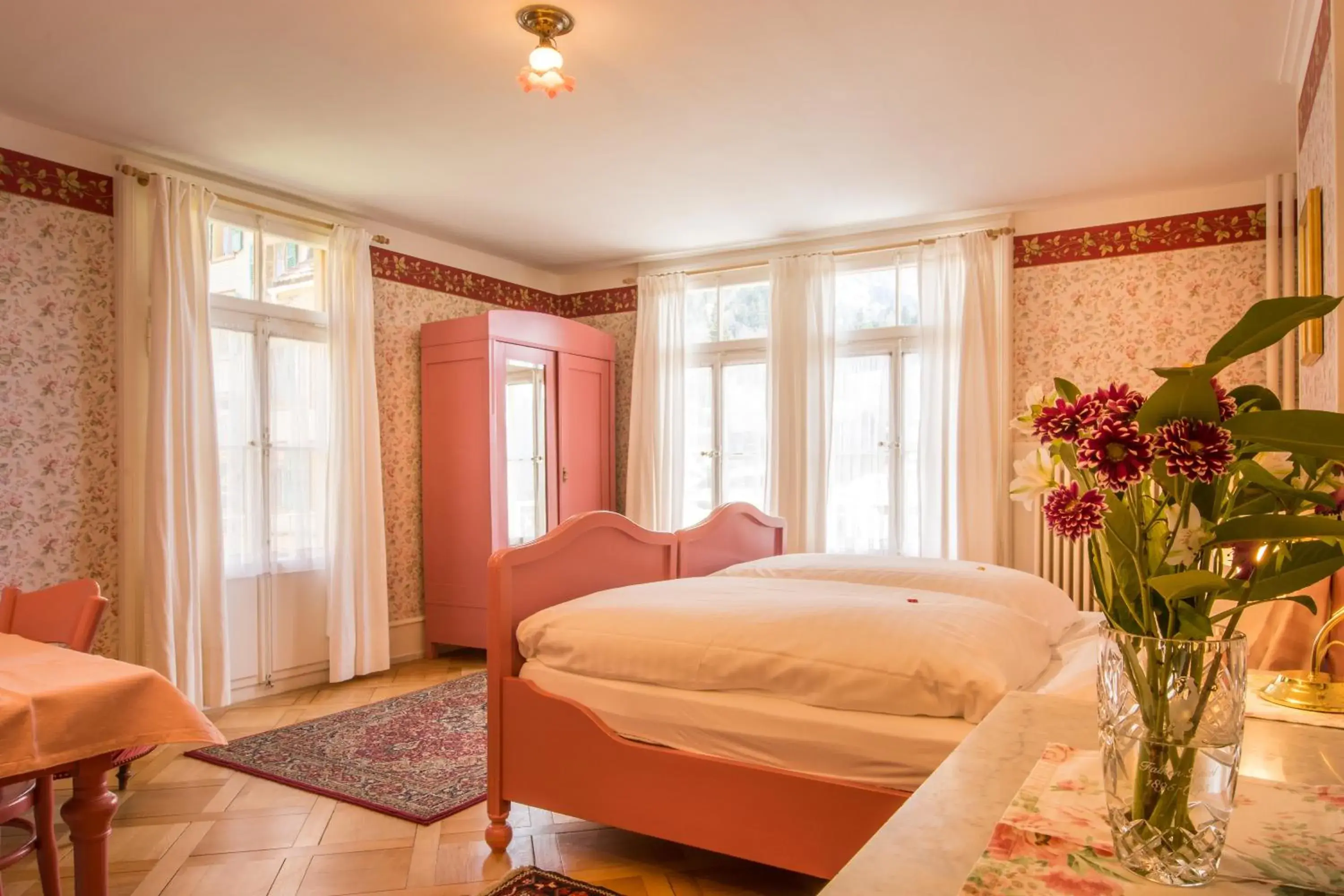 Superior Double or Twin Room Mountain View in Historic Hotel Falken Superior Double or Twin Room Mountain View in Historic Hotel Falken