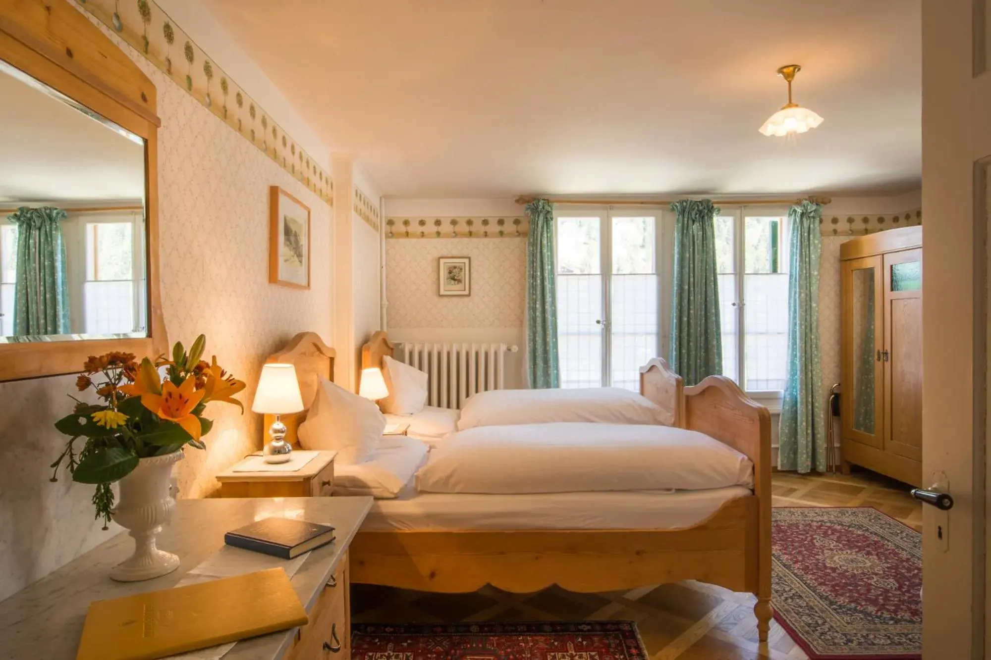 Superior Double or Twin Room Garden View in Historic Hotel Falken Superior Double or Twin Room Garden View in Historic Hotel Falken