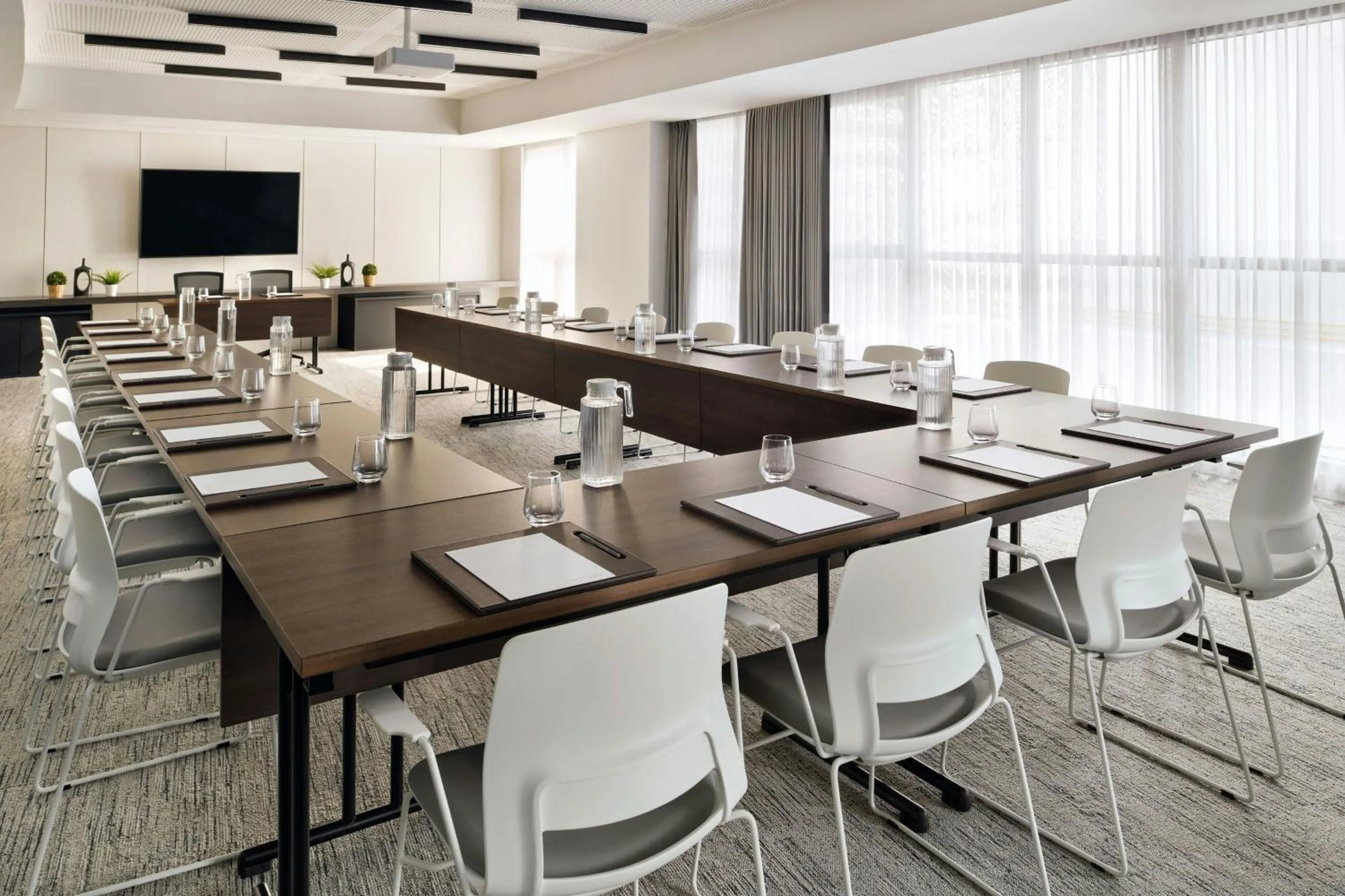 Meeting/conference room in Courtyard by Marriott World Trade Centre, Dubai