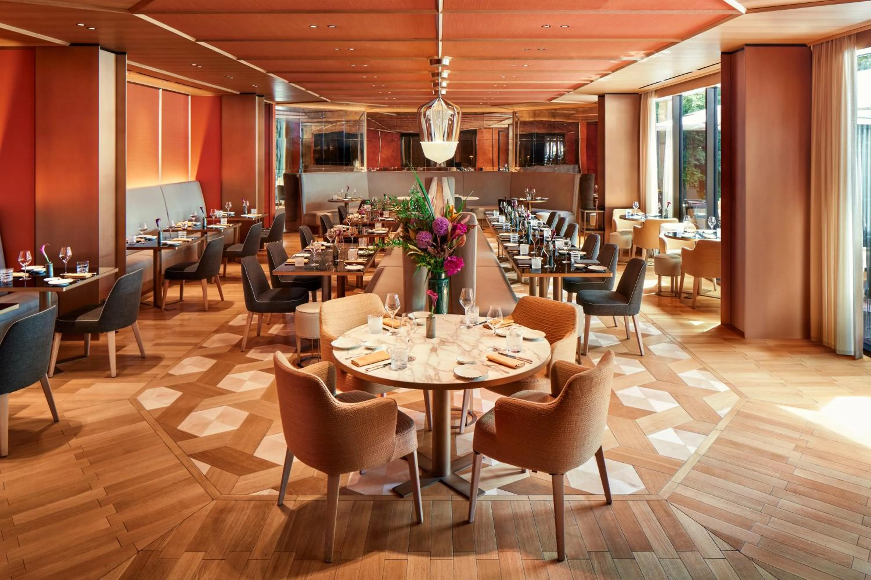 Restaurant/places to eat in Bvlgari Hotel Paris