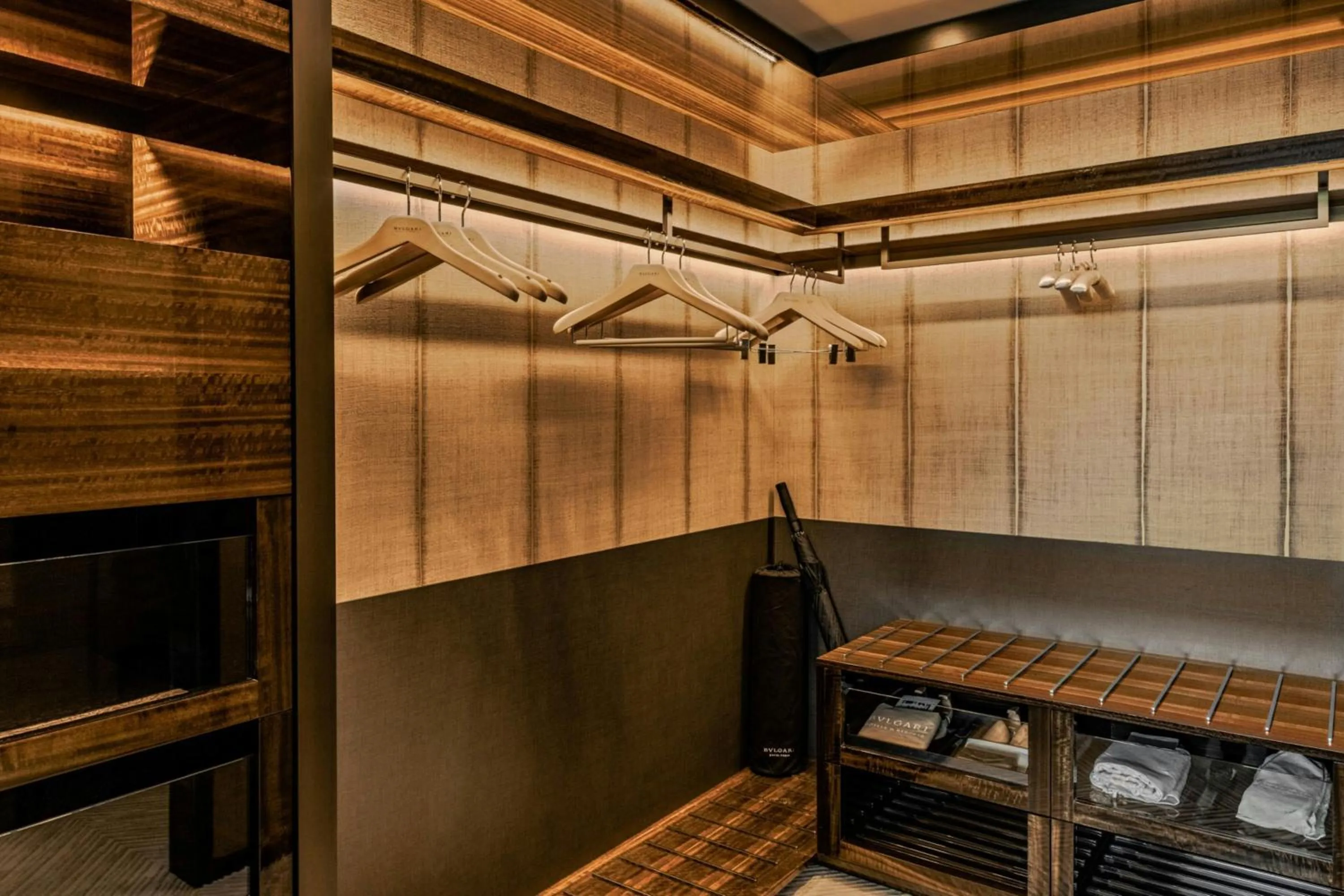 Photo of the whole room in Bvlgari Hotel Paris