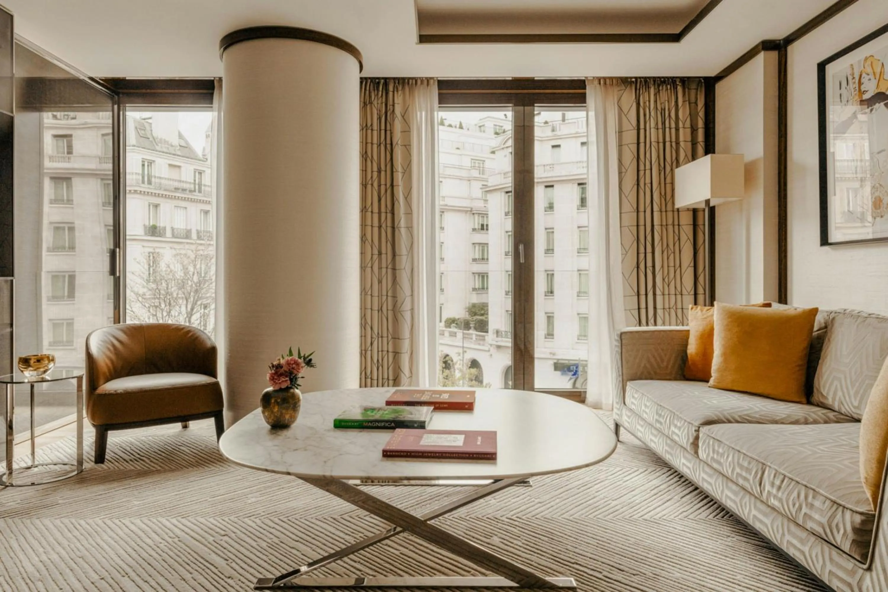 Photo of the whole room in Bvlgari Hotel Paris