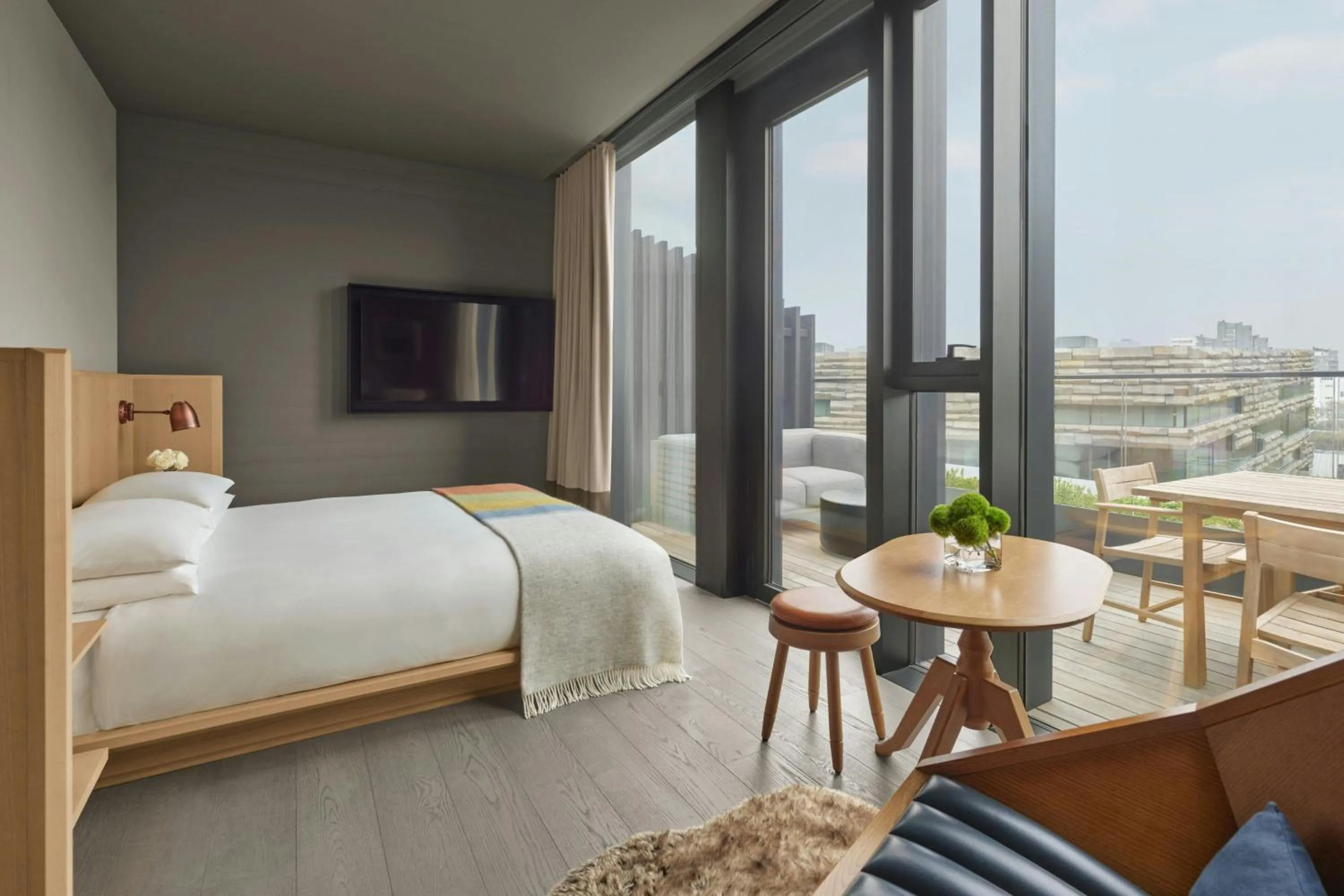 Photo of the whole room, Bed in The Reykjavik EDITION