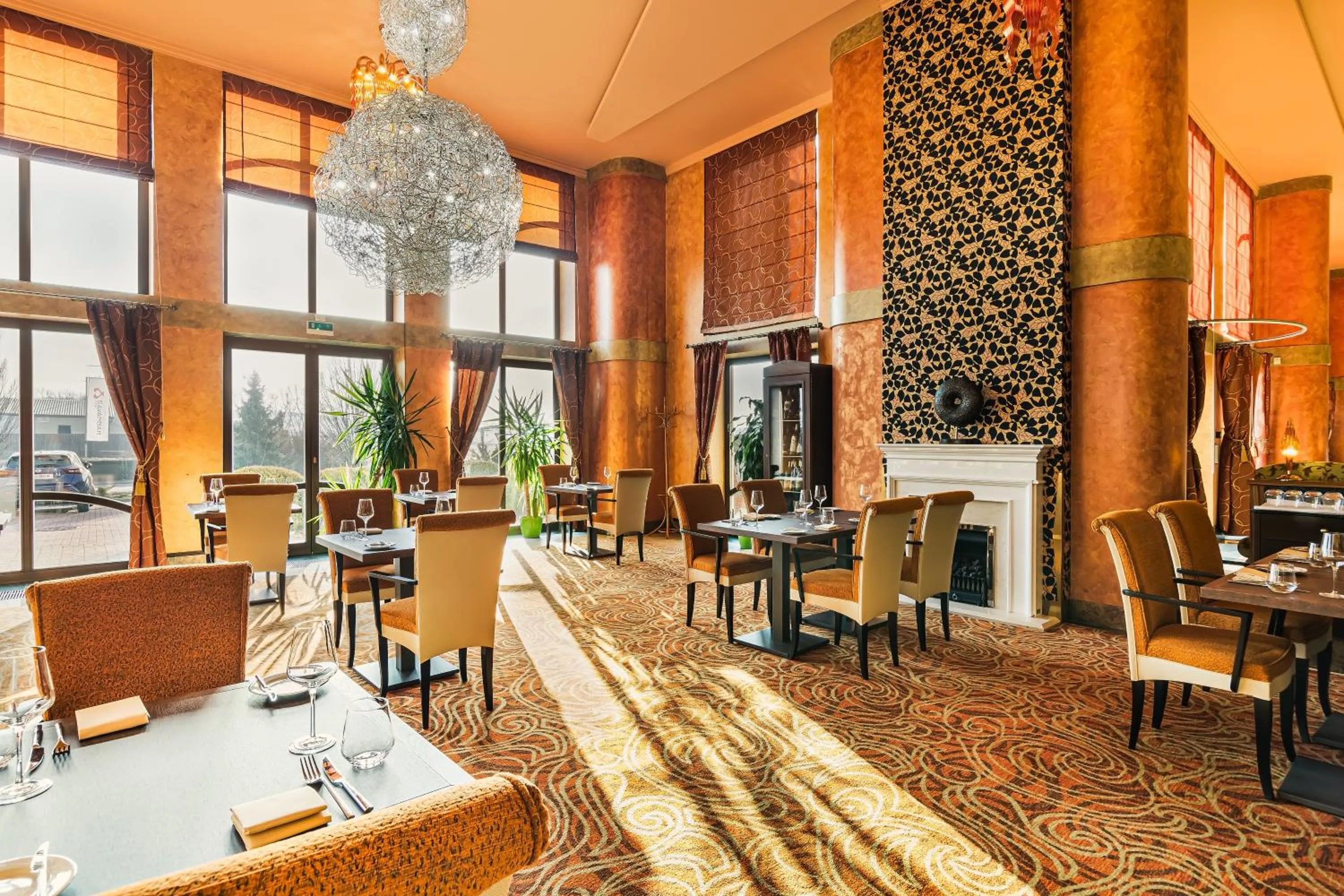 Restaurant/places to eat in Hotel Savannah