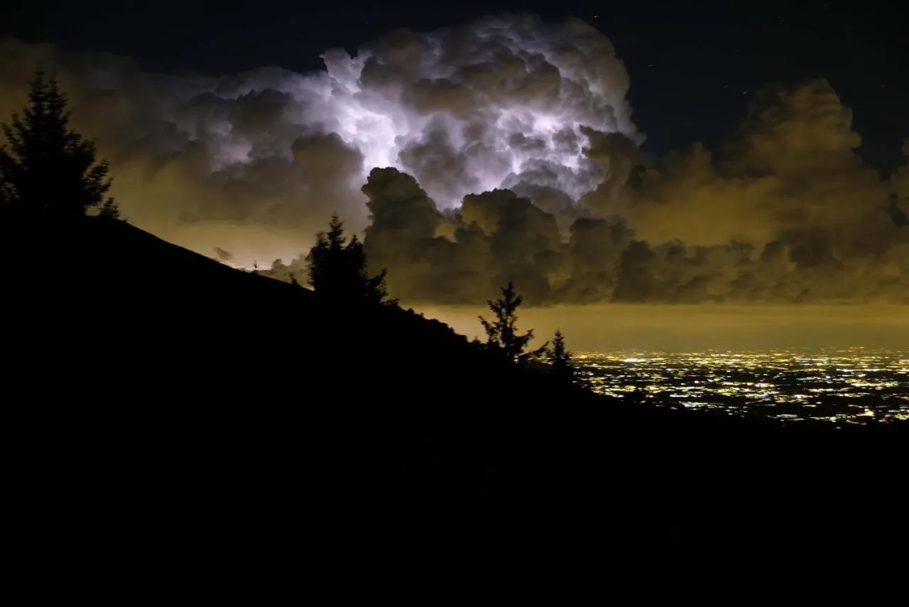 Night in Baita Bondella