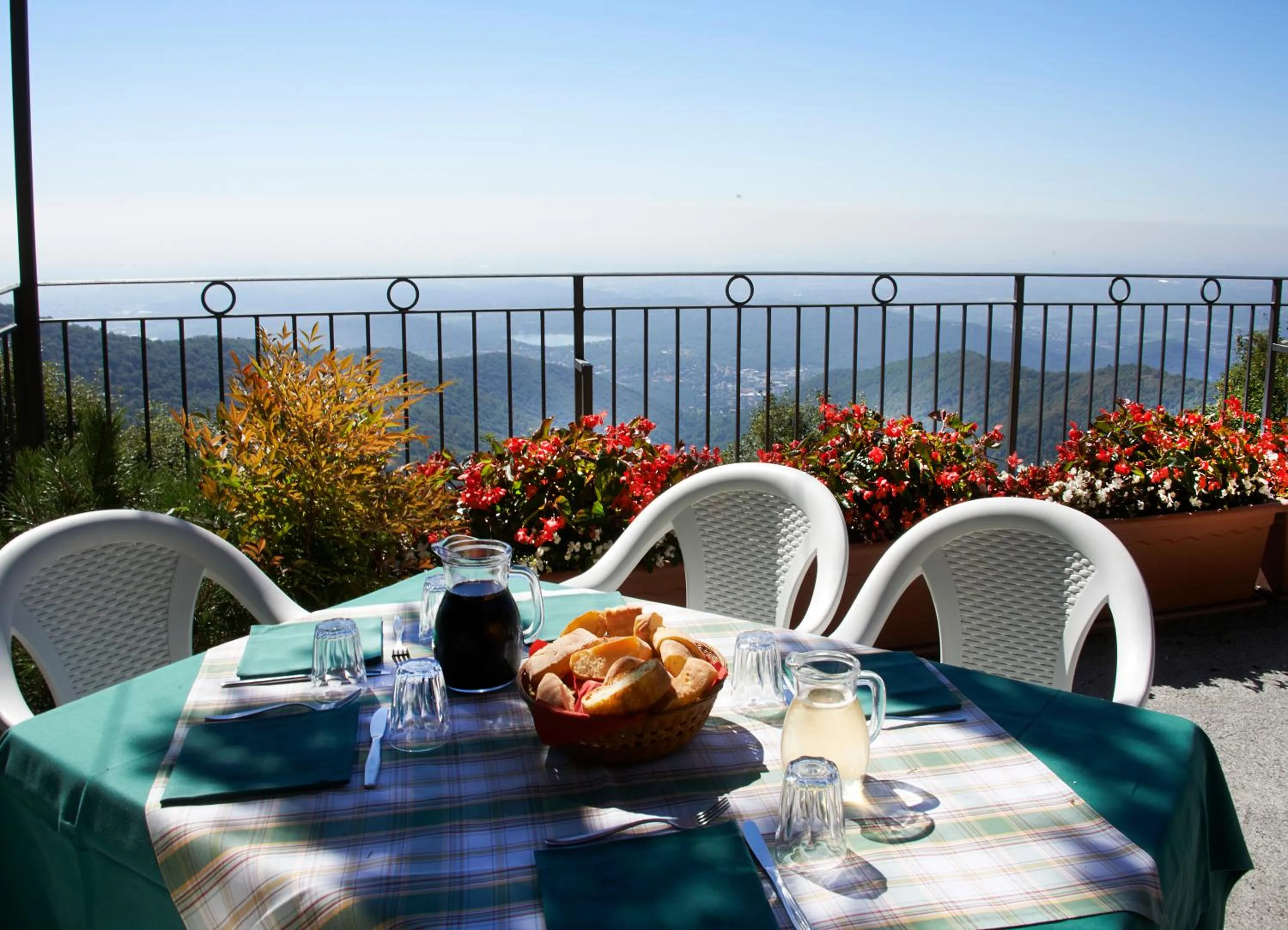 Restaurant/places to eat in Baita Bondella