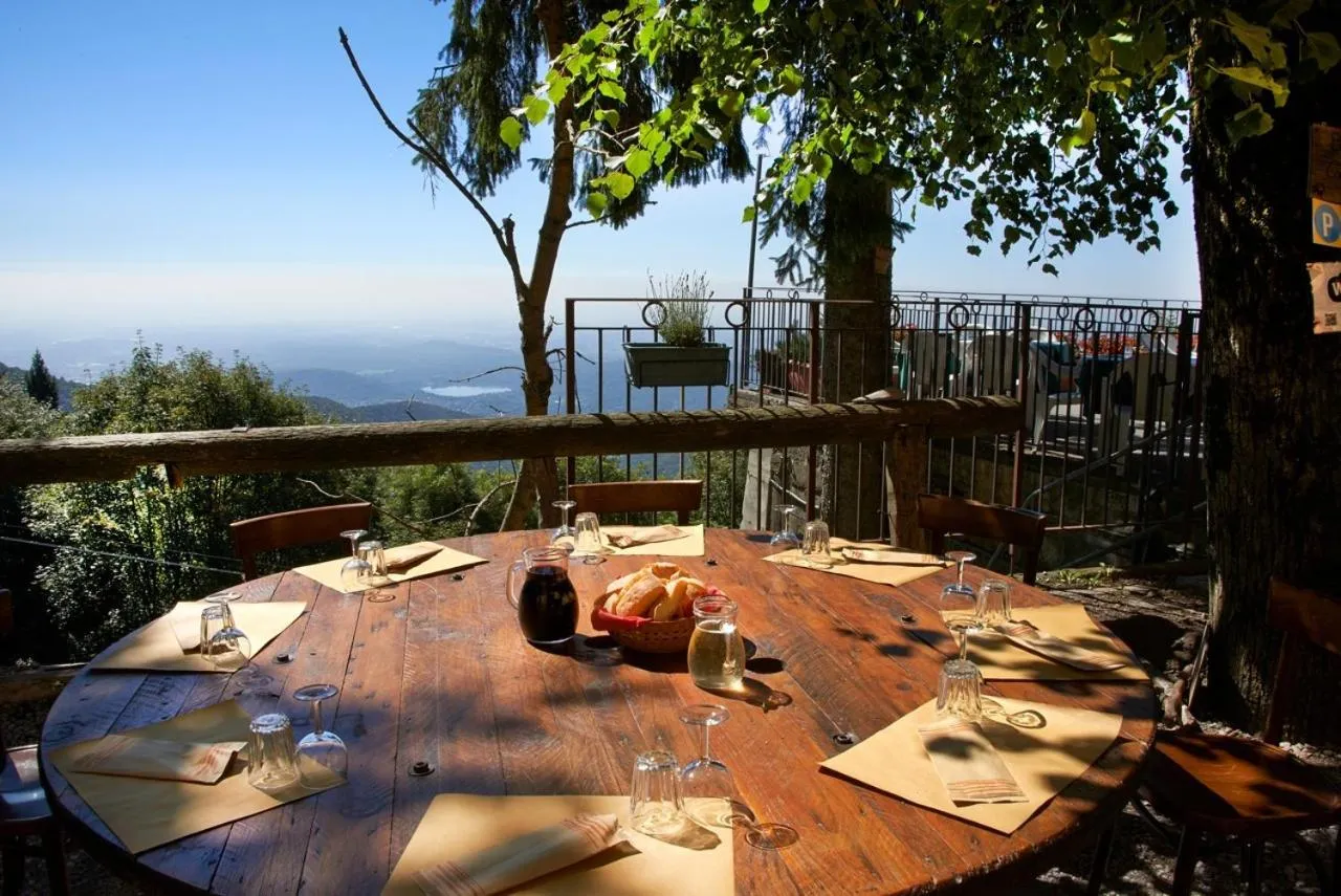 Restaurant/places to eat in Baita Bondella