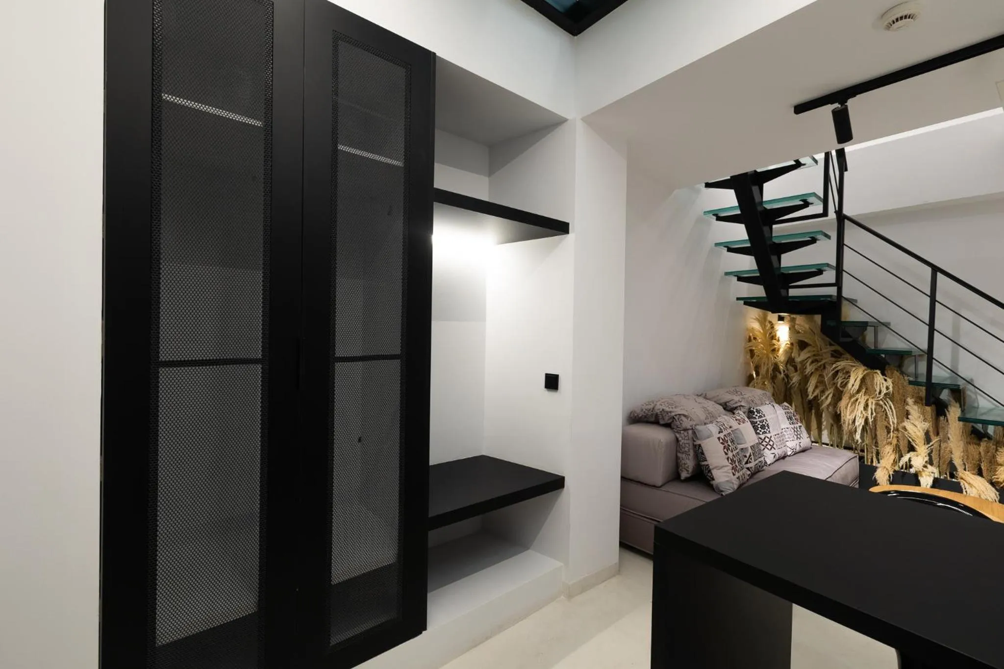 Photo of the whole room in The Fountain Athens