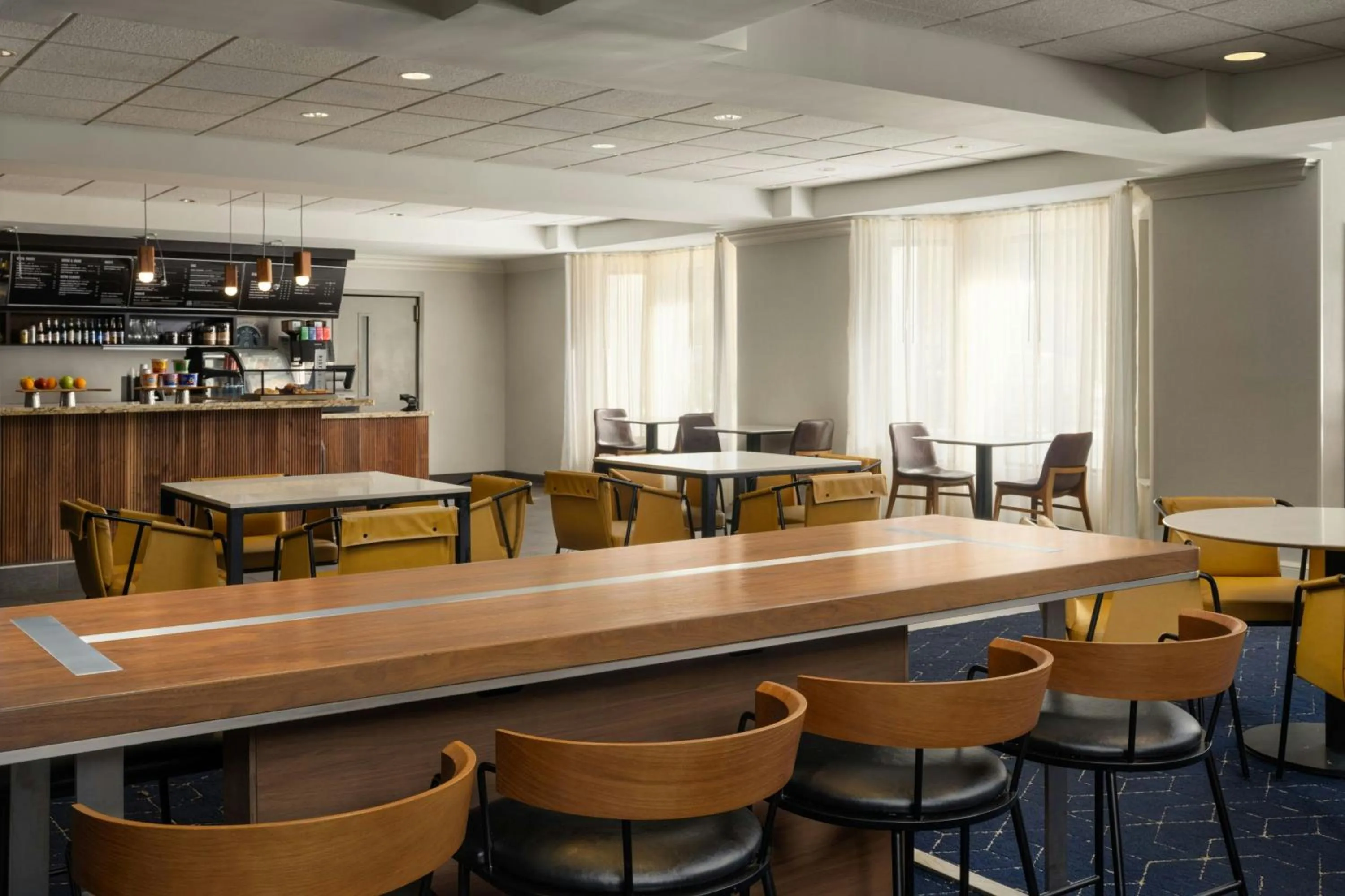 Restaurant/places to eat in Courtyard by Marriott Myrtle Beach Barefoot Landing