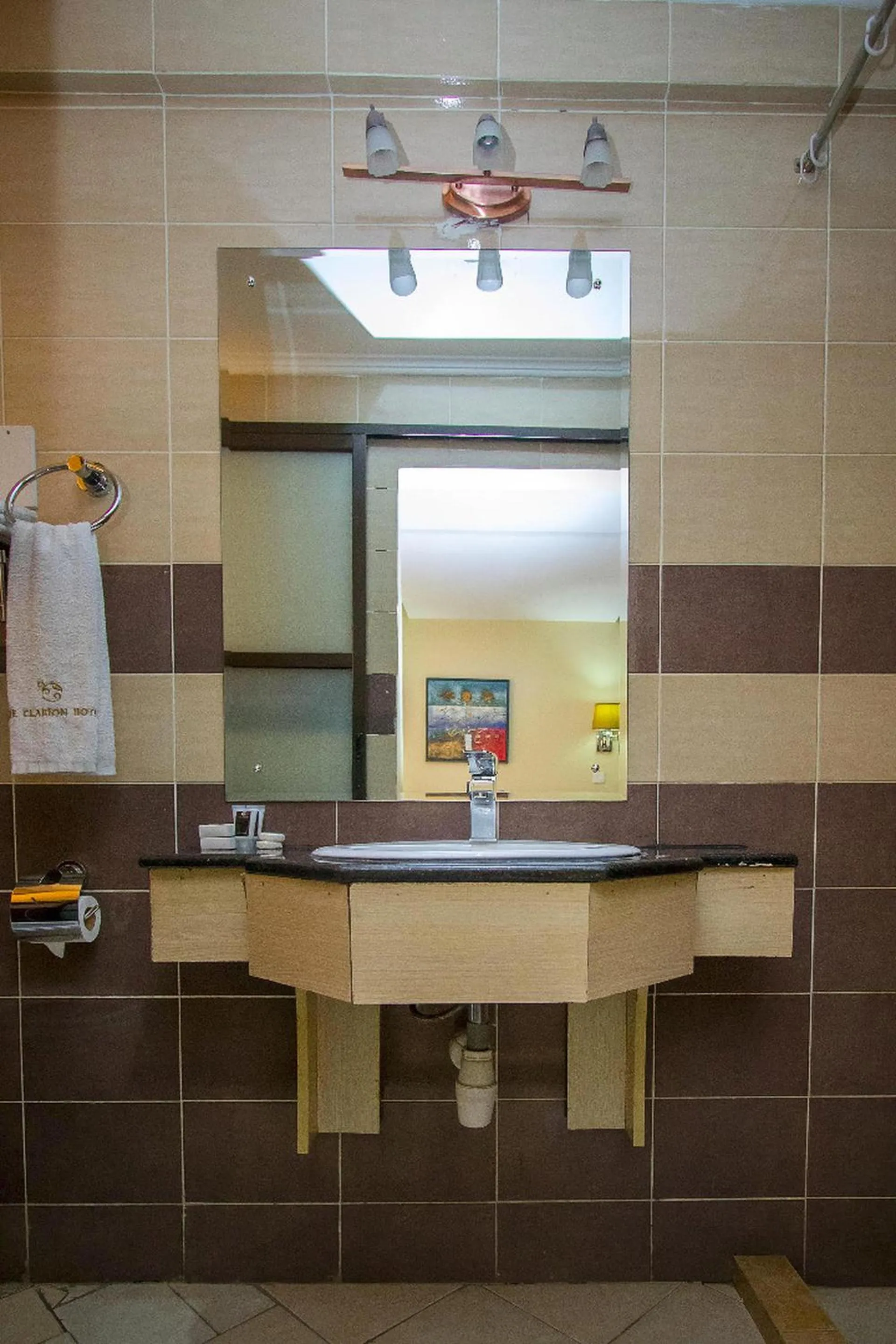 Bathroom in The Clarion Hotel