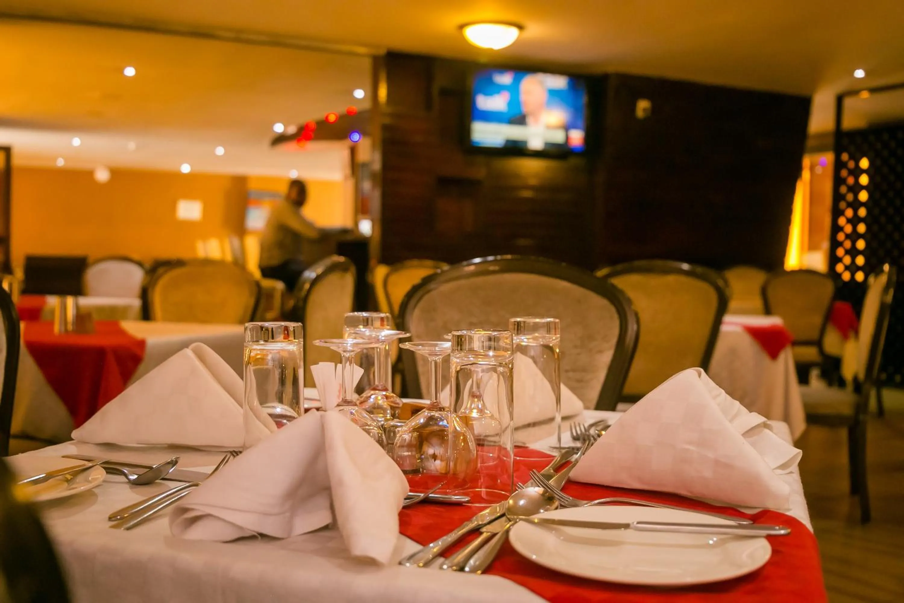 Restaurant/places to eat in The Clarion Hotel