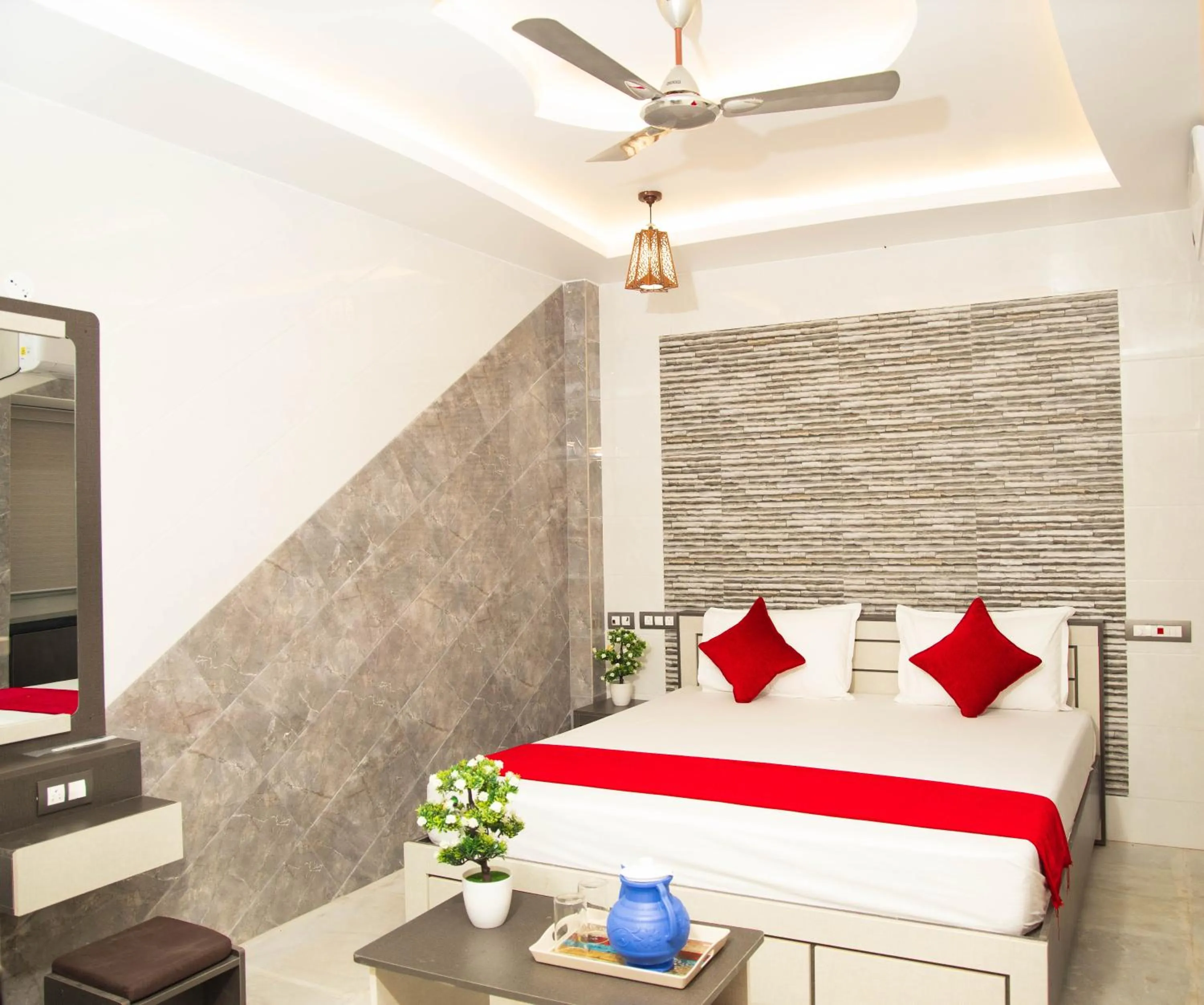 Bed in Hotel Ganesh Palace