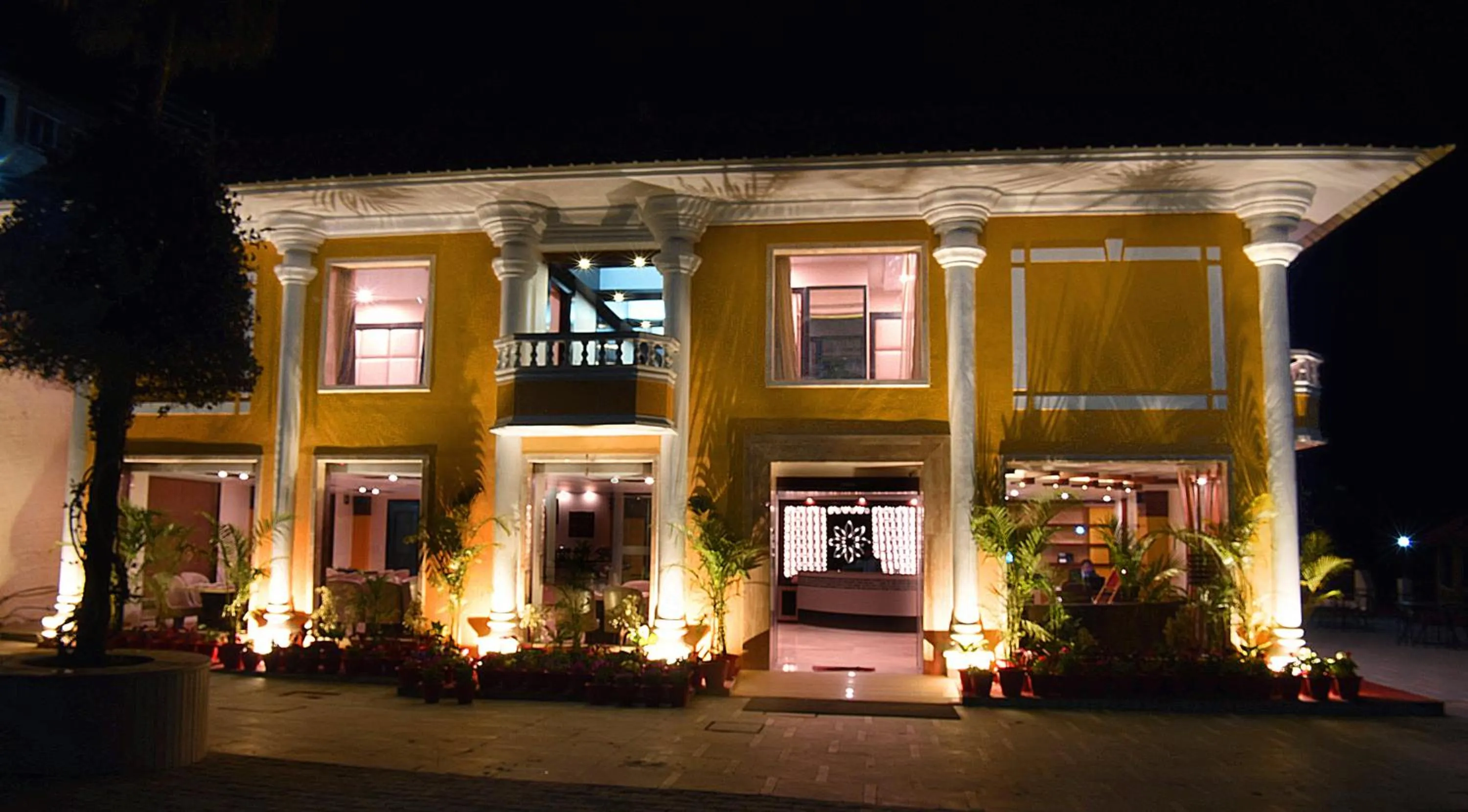Property building in Starz Clarks INN Mussoorie