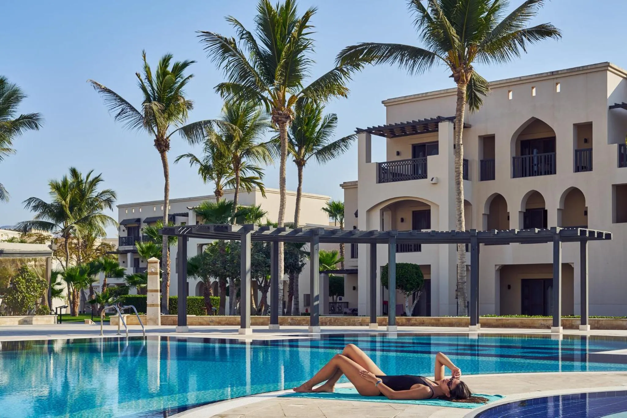 Swimming pool in Salalah Rotana Resort