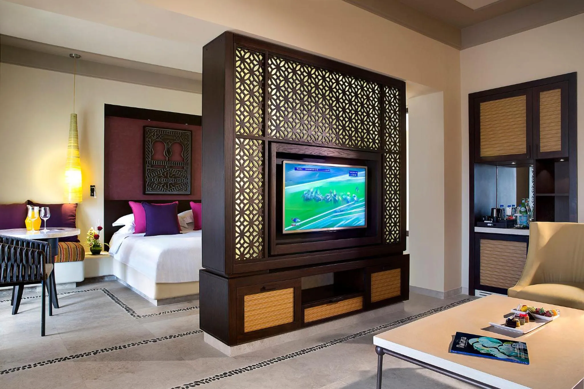 Photo of the whole room, Bed in Salalah Rotana Resort