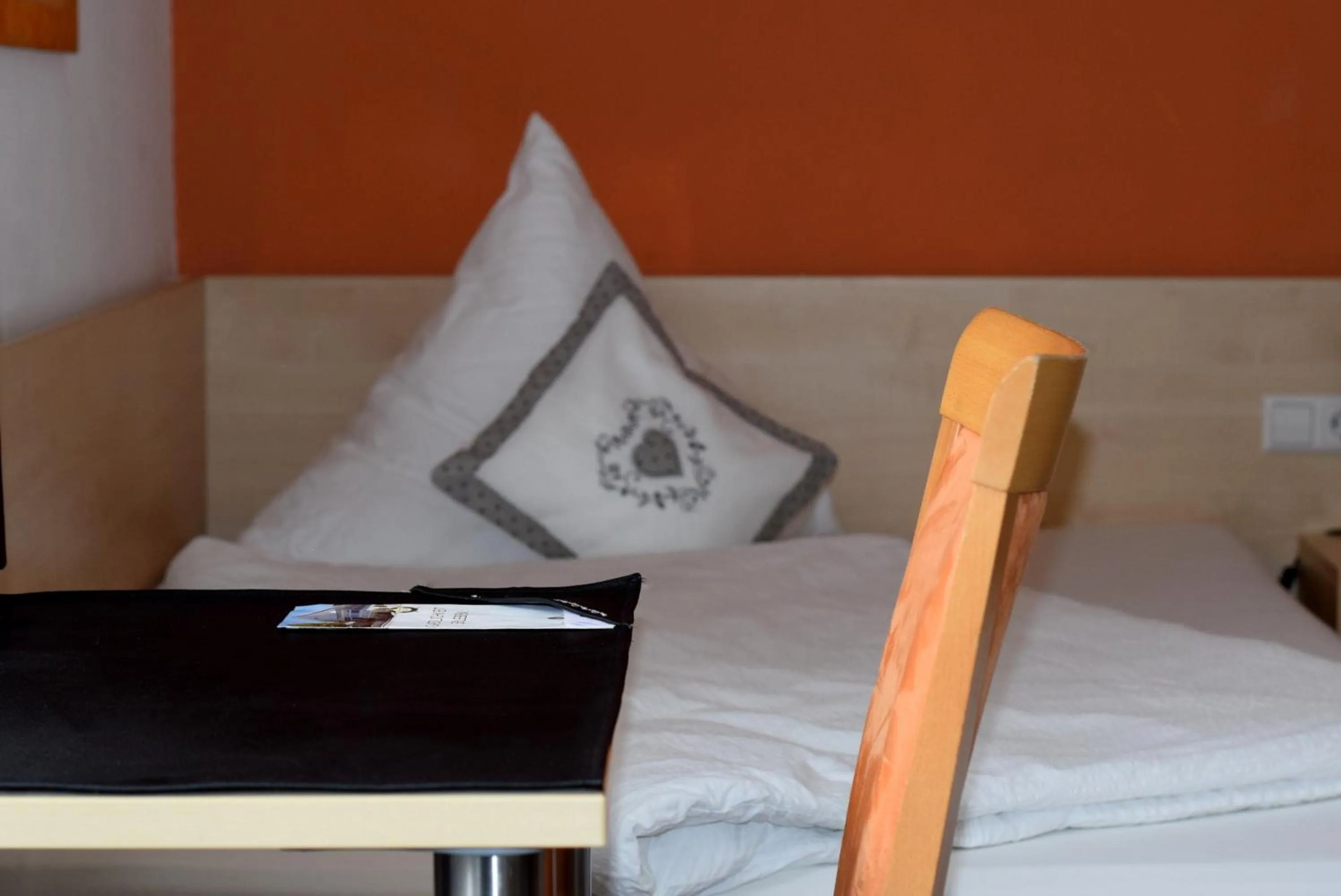 Bed in Stempfle's Landgasthaus zum Kreuz