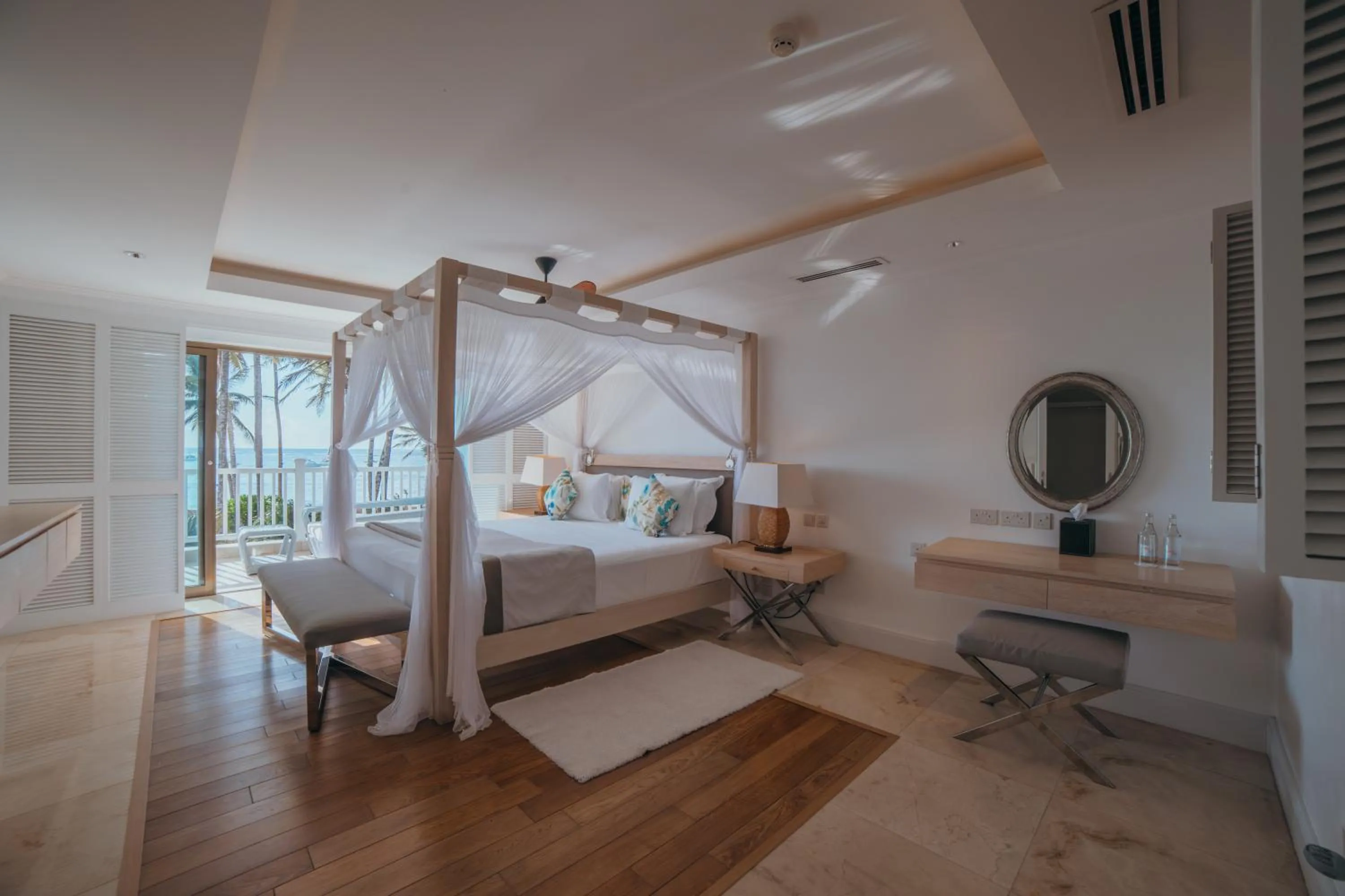 Bed in Hemingways Watamu