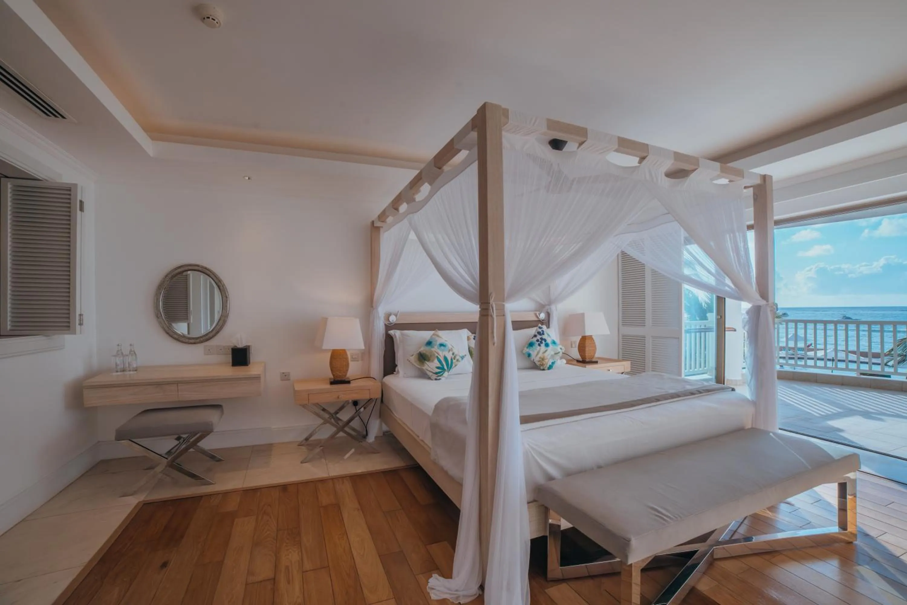 Bed in Hemingways Watamu