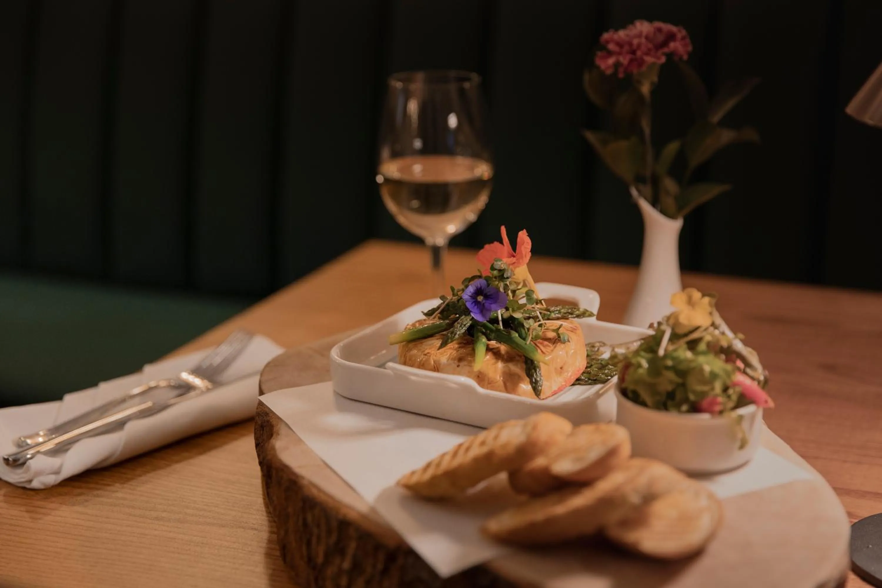 Food and drinks in Hemingways Nairobi