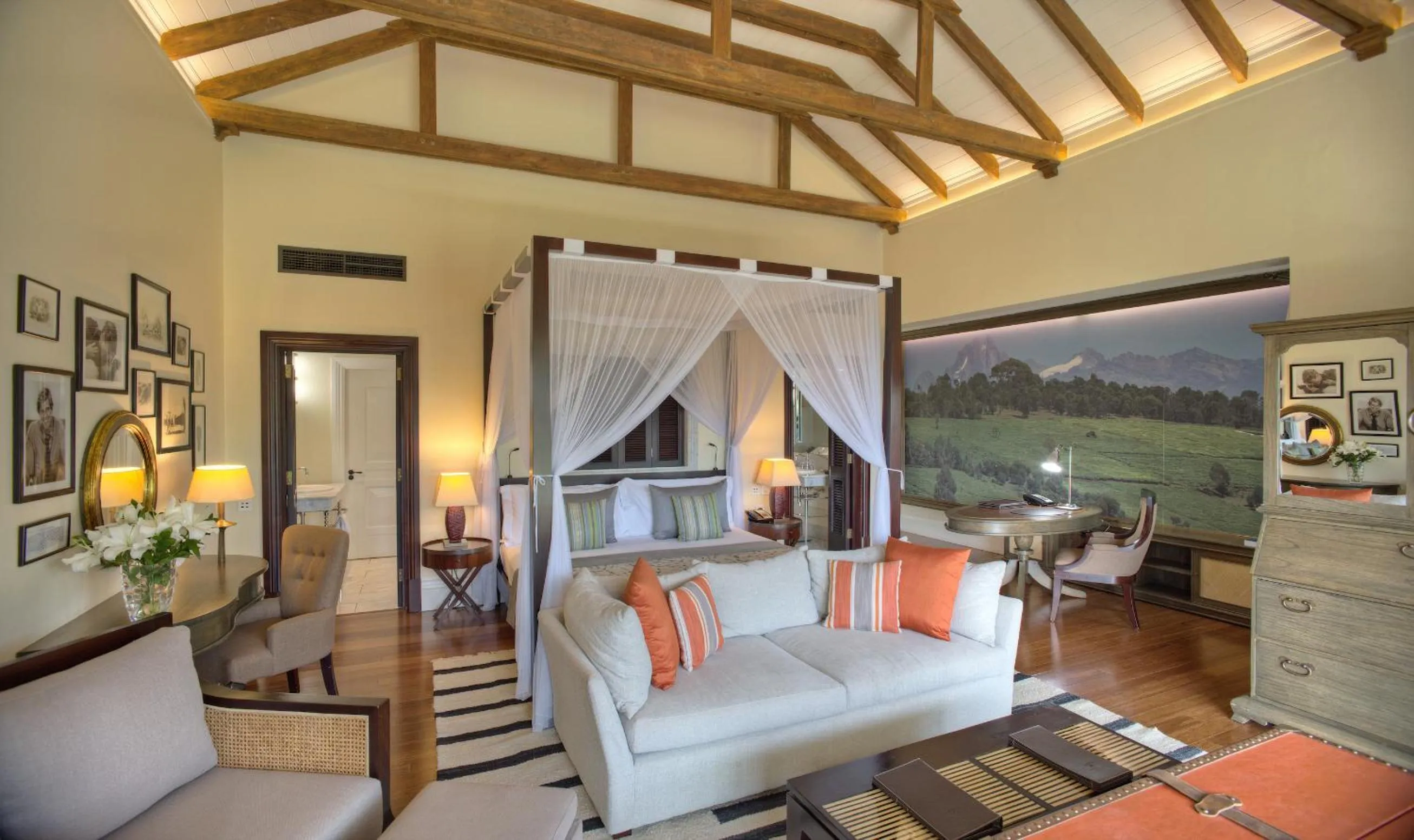 Bed in Hemingways Nairobi