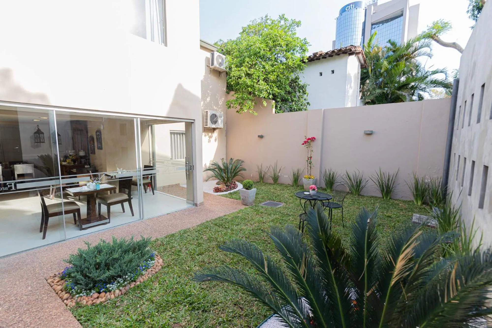 Garden in Faro Norte Suites