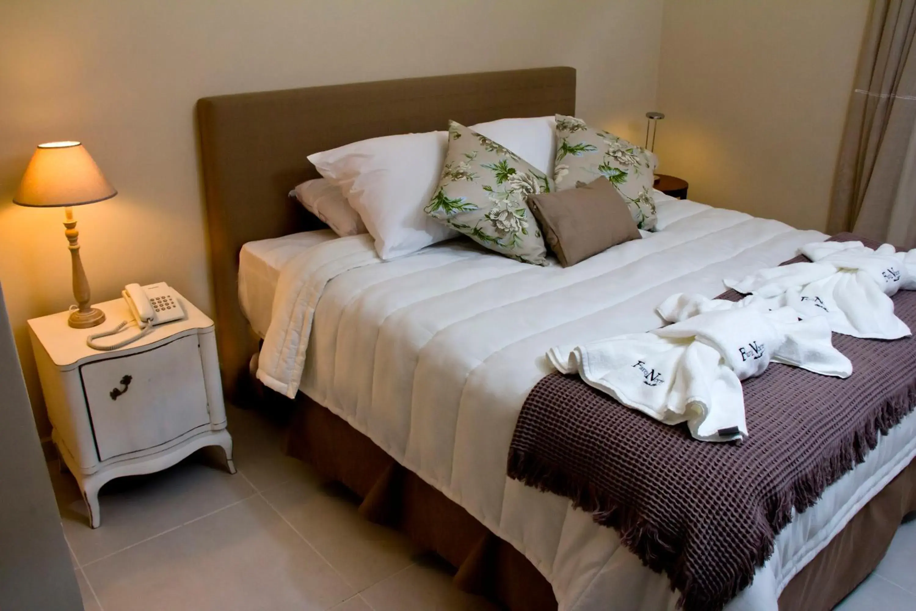 Standard Queen Room in Faro Norte Suites Standard Queen Room in Faro Norte Suites