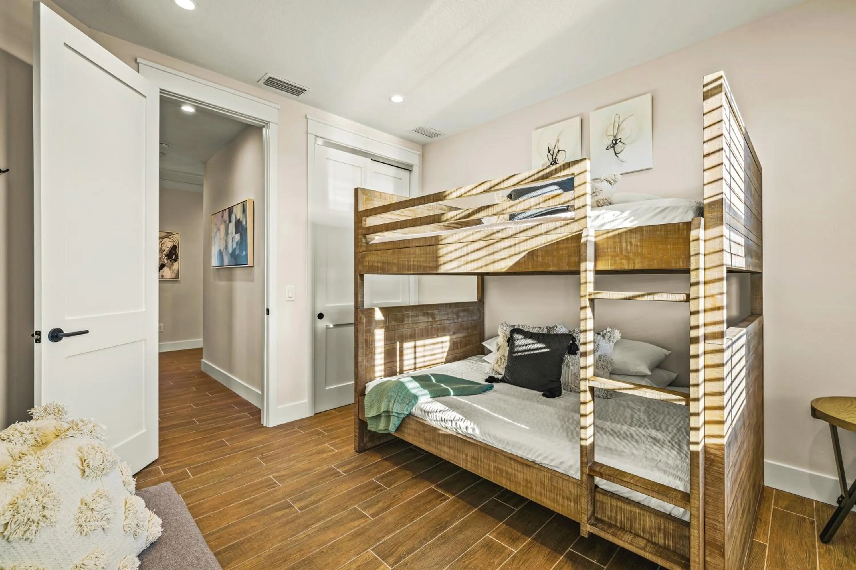 bunk bed, Bed in Crescent Beach House