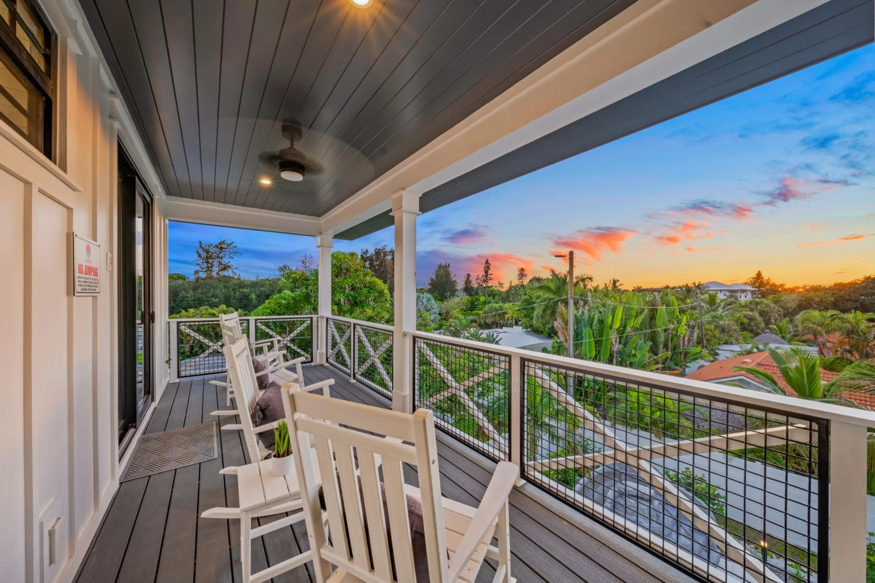 Balcony/Terrace in Crescent Beach House