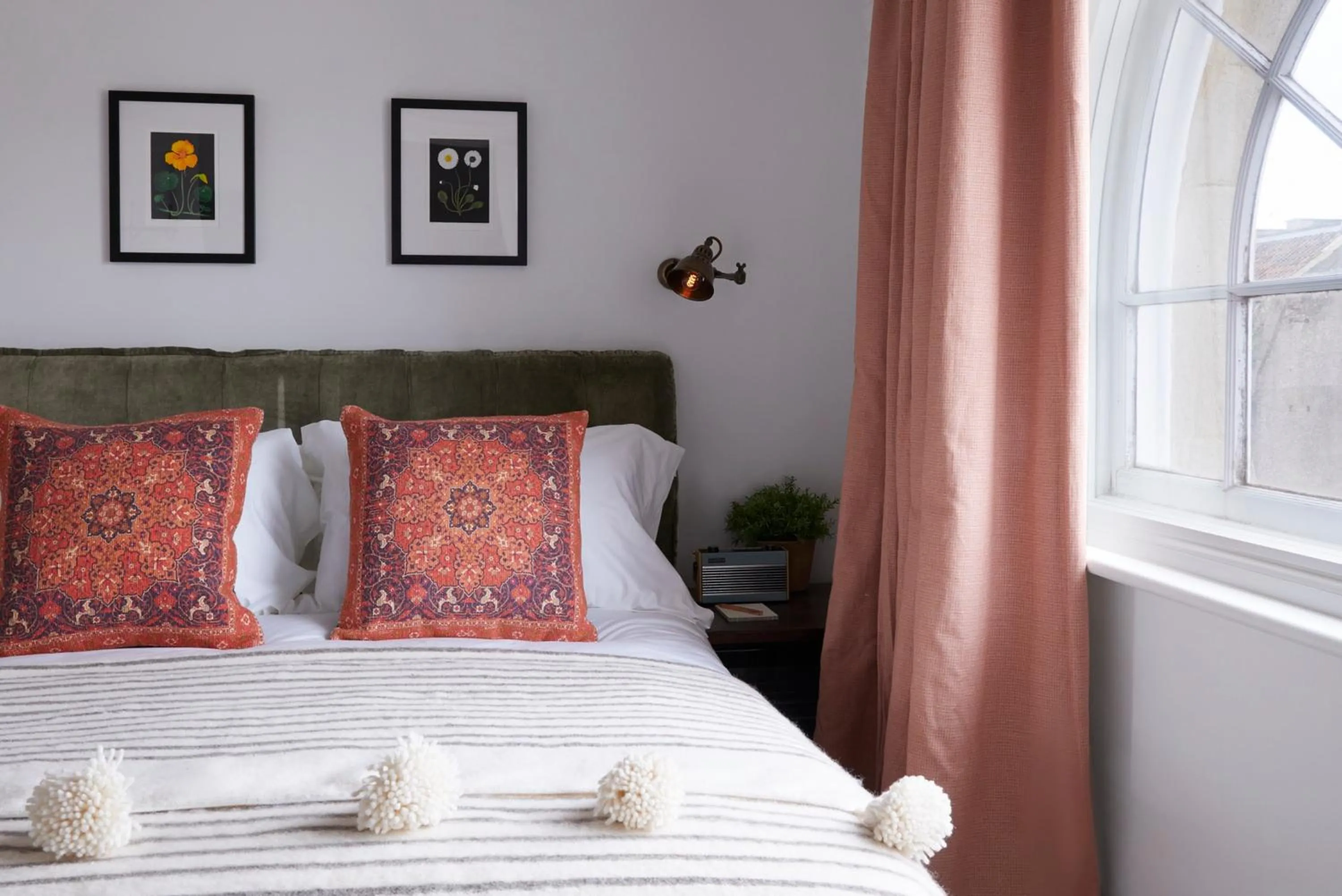 Bedroom, Bed in Artist Residence Bristol