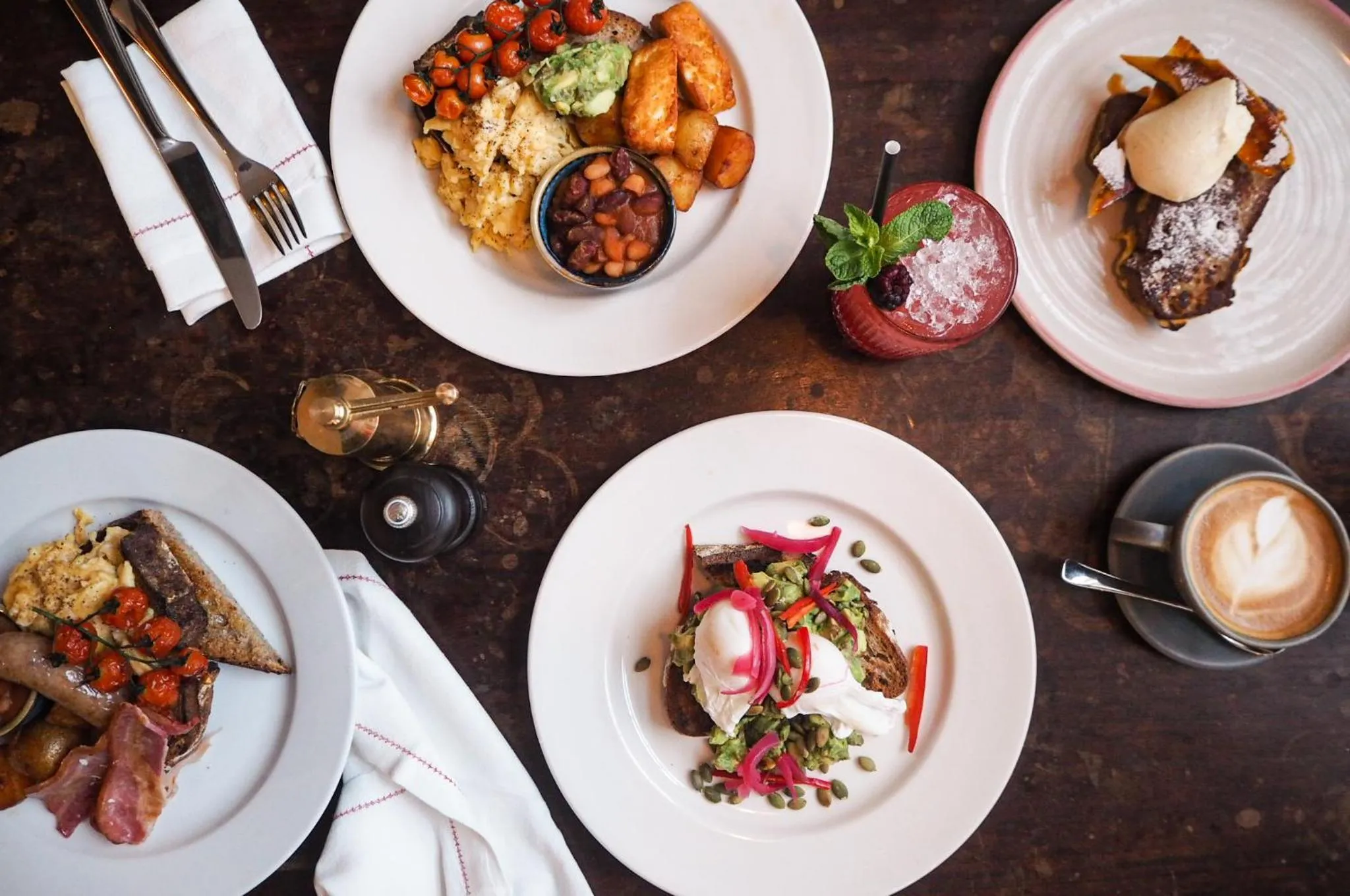 Food and drinks in Artist Residence Bristol