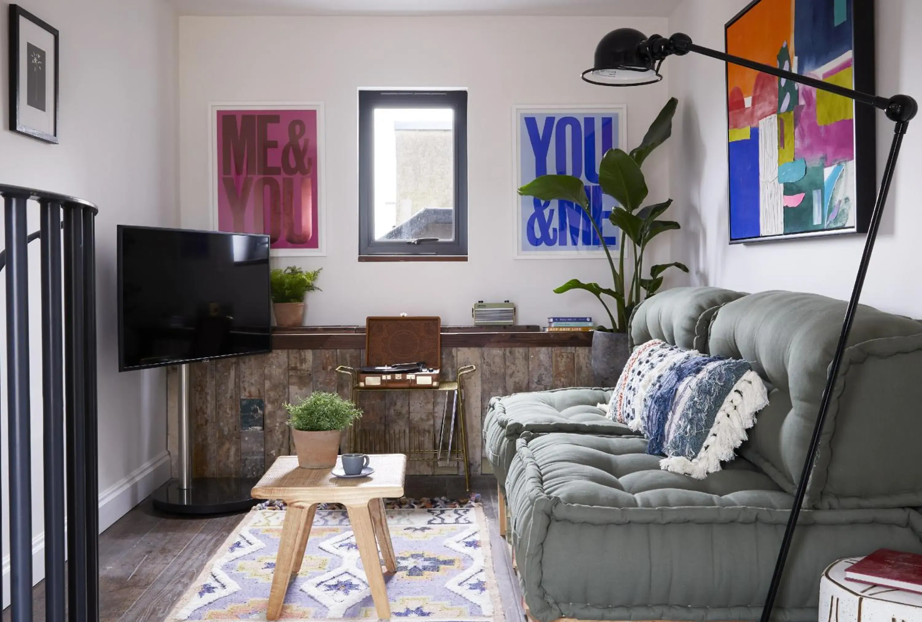 King Suite with Balcony in Artist Residence Bristol King Suite with Balcony in Artist Residence Bristol