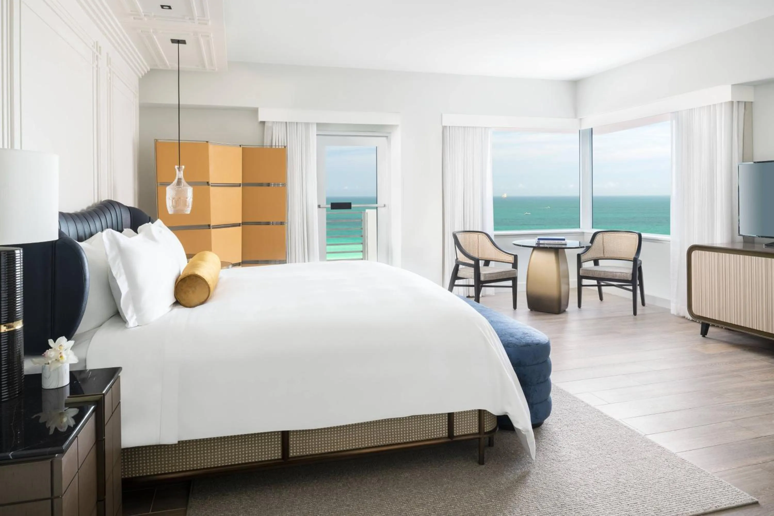 Photo of the whole room, Bed in The Ritz-Carlton, South Beach