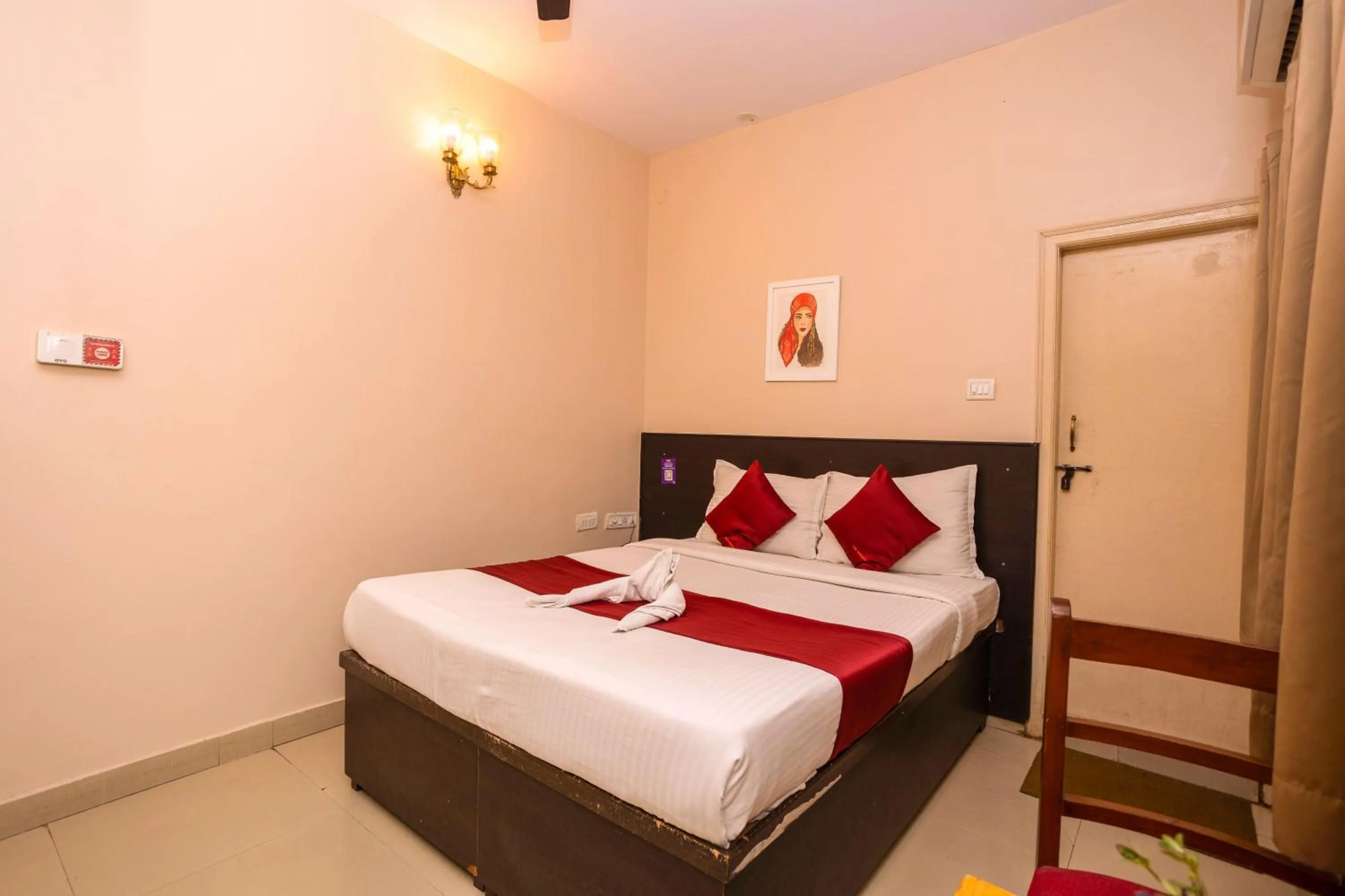 Photo of the whole room, Bed in The Residency Marathahalli