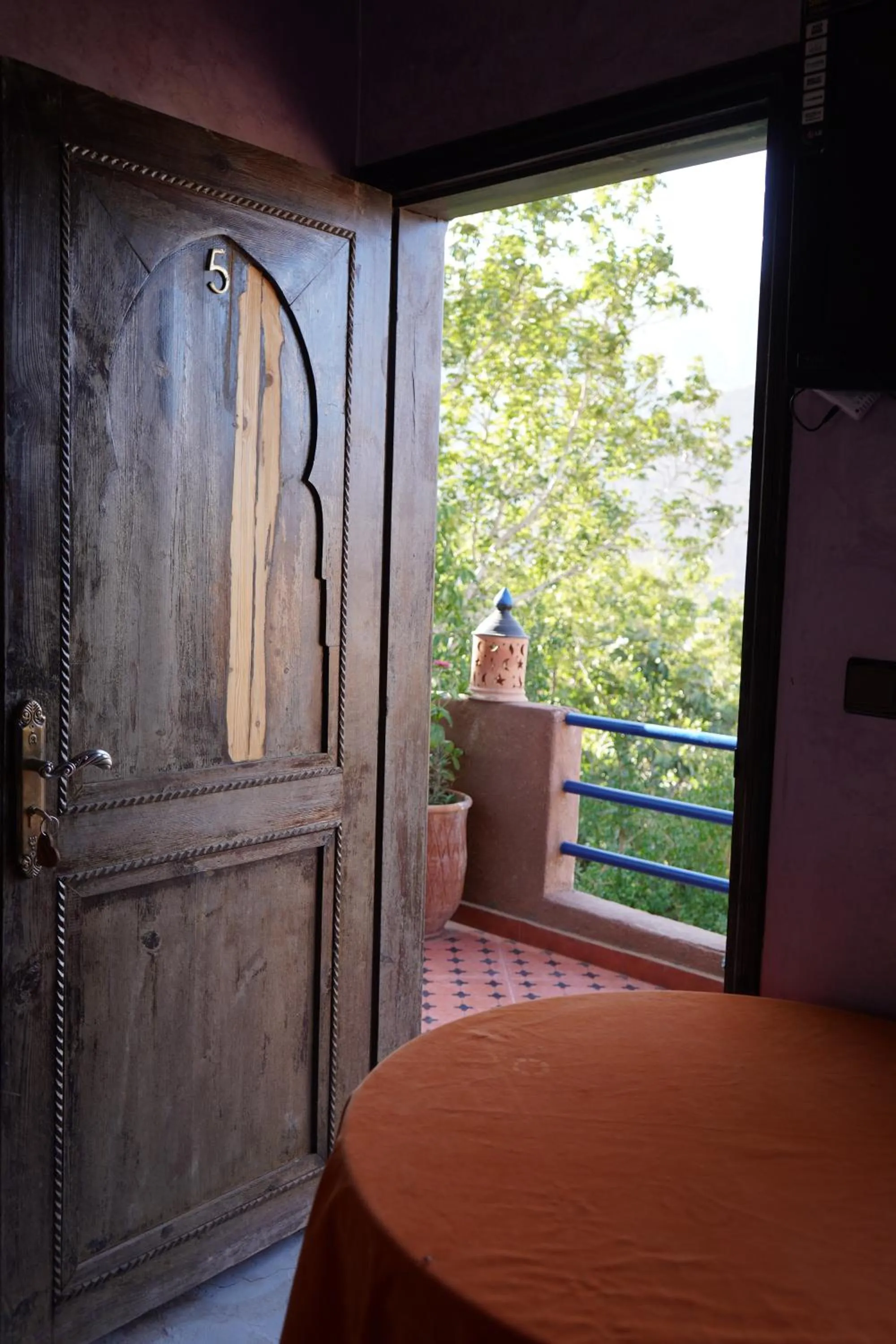 View (from property/room), Bed in Chez Imnir